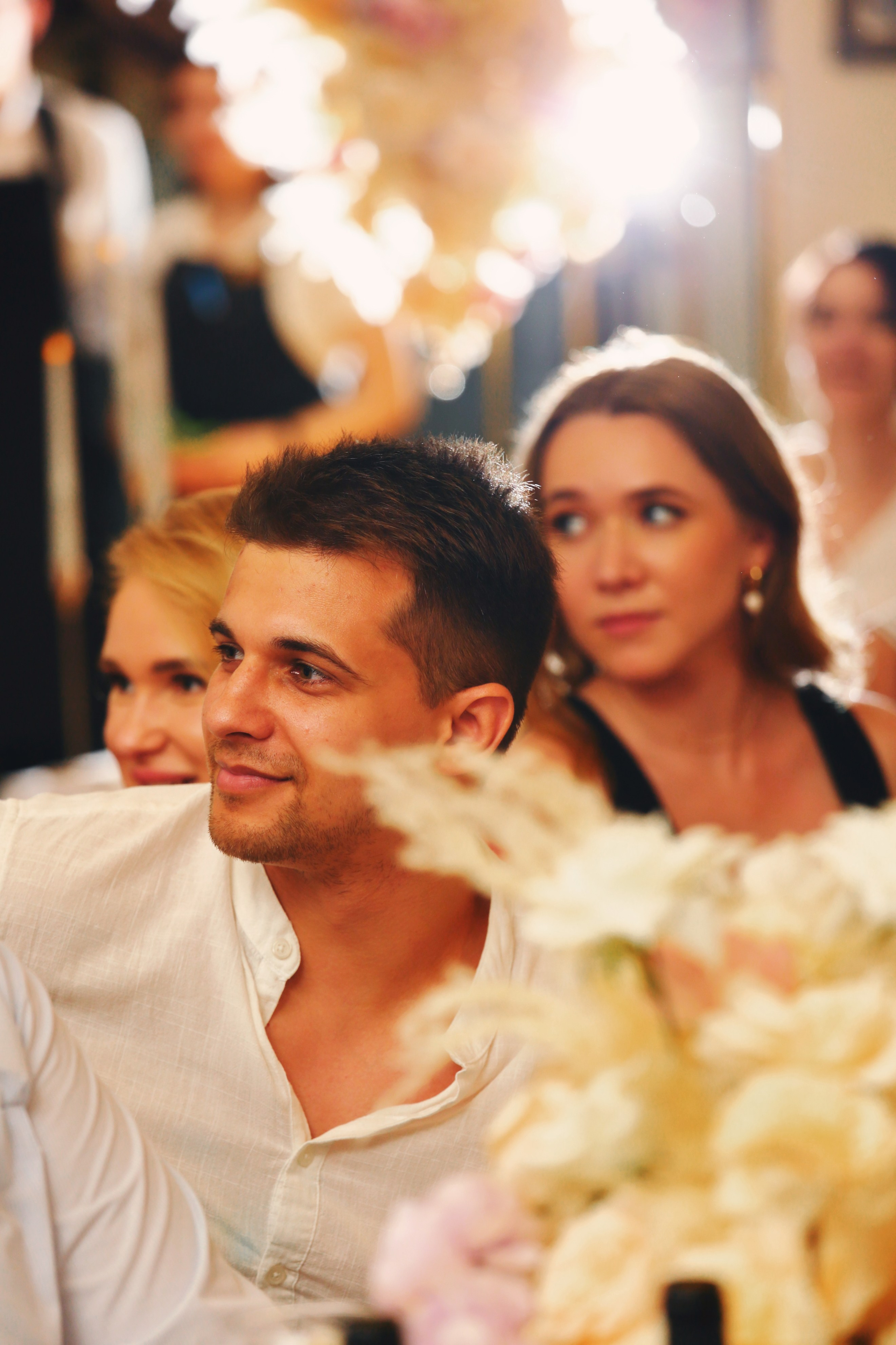 Съемка пары в отеле, на природе, в городе. Свадебный и репортажный фотограф в Ярославле и Санкт-Петербурге Роман Микрюков