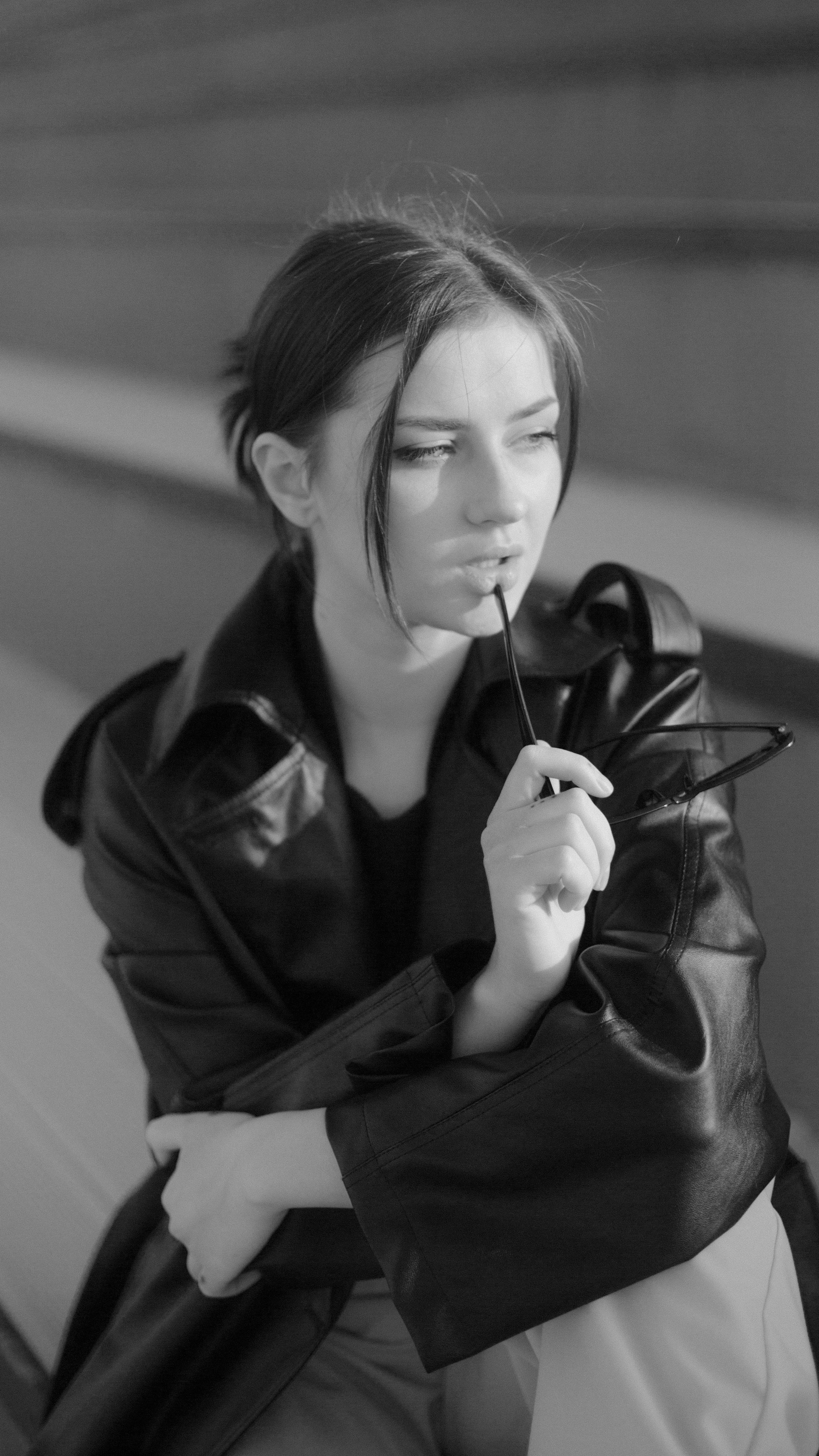 Полина ЧБ. Главная