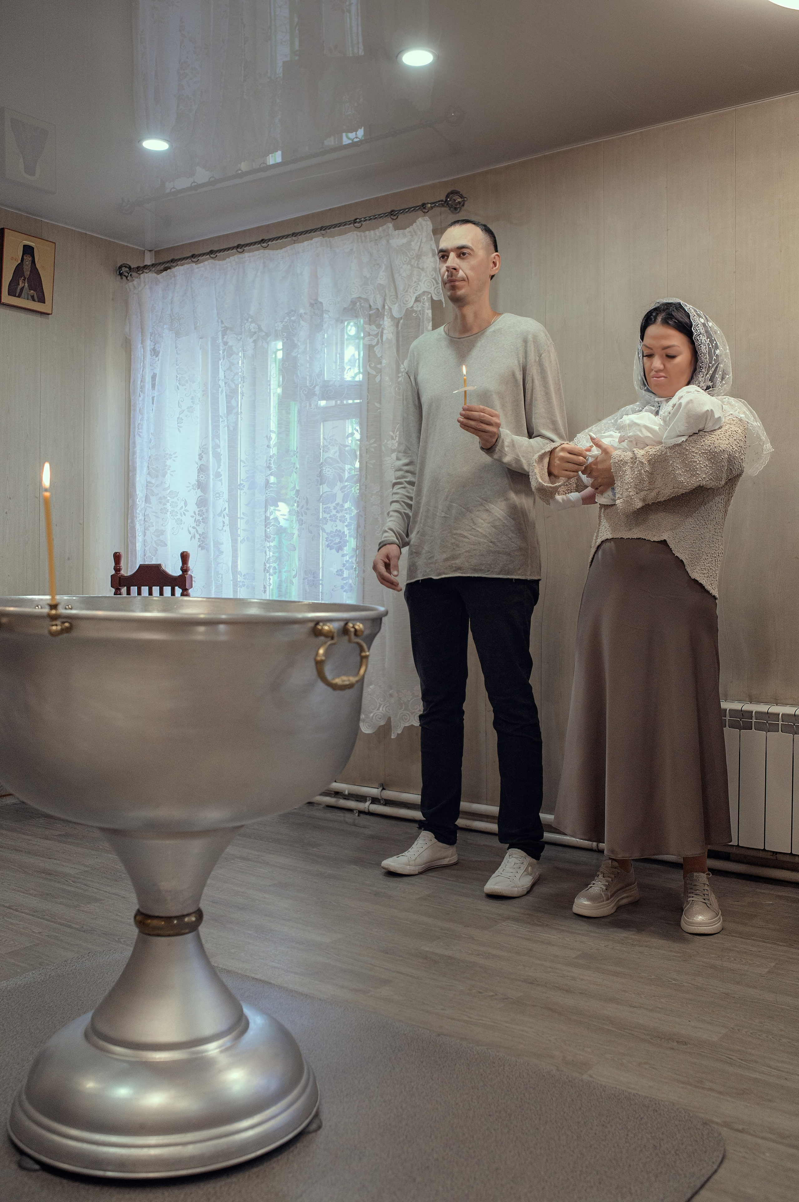 Крещение Аглайи в Покровском кафедральном соборе. Фотографы крещения/венчания  Красноярск Татьяна и Вячеслав Переваловы