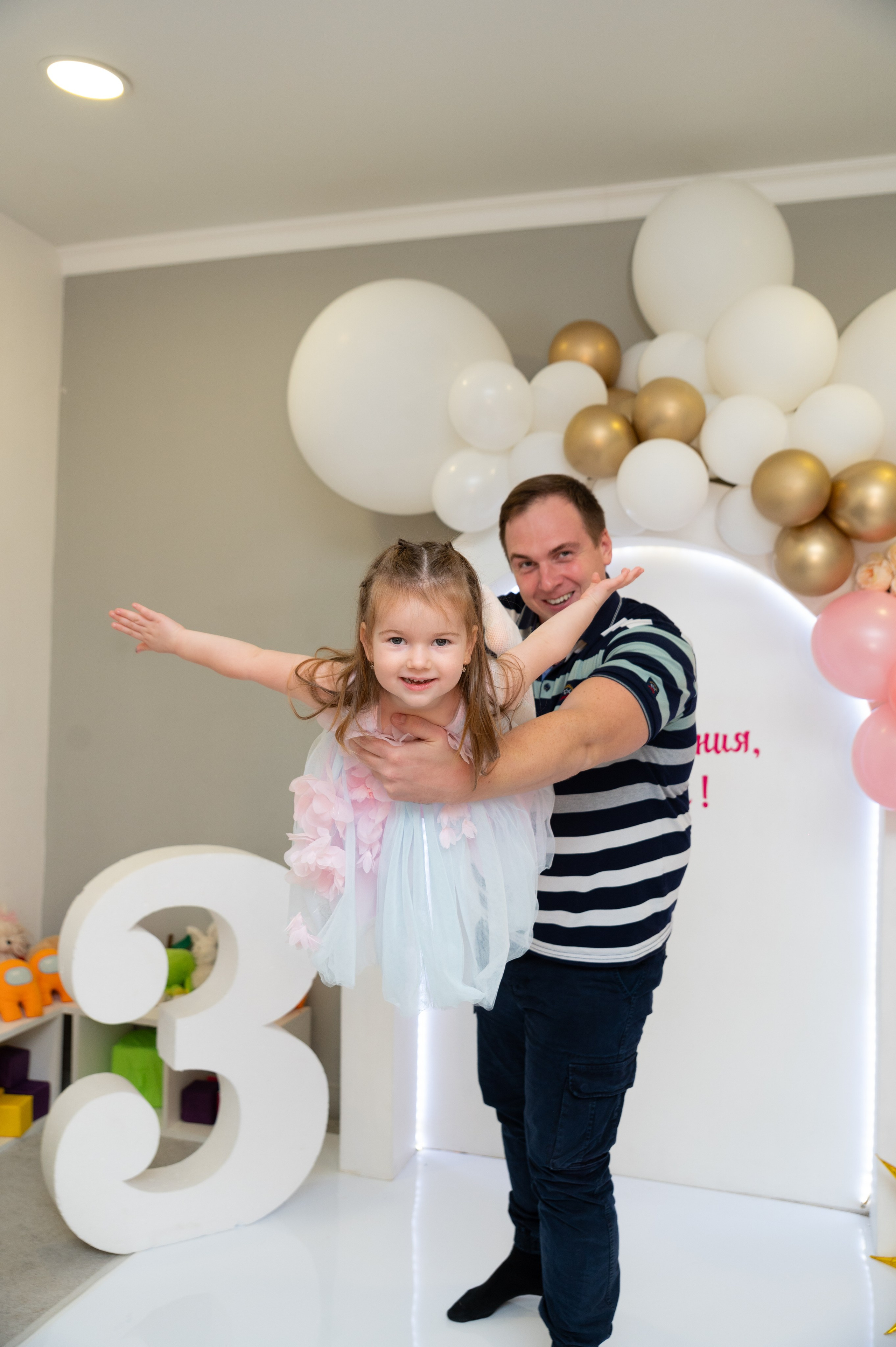 Детские праздники, дни рождения. Я Ольга Казанцева, фотографирую снимаю ваши киноистории и печатаю фото и цифровые портреты на холсте