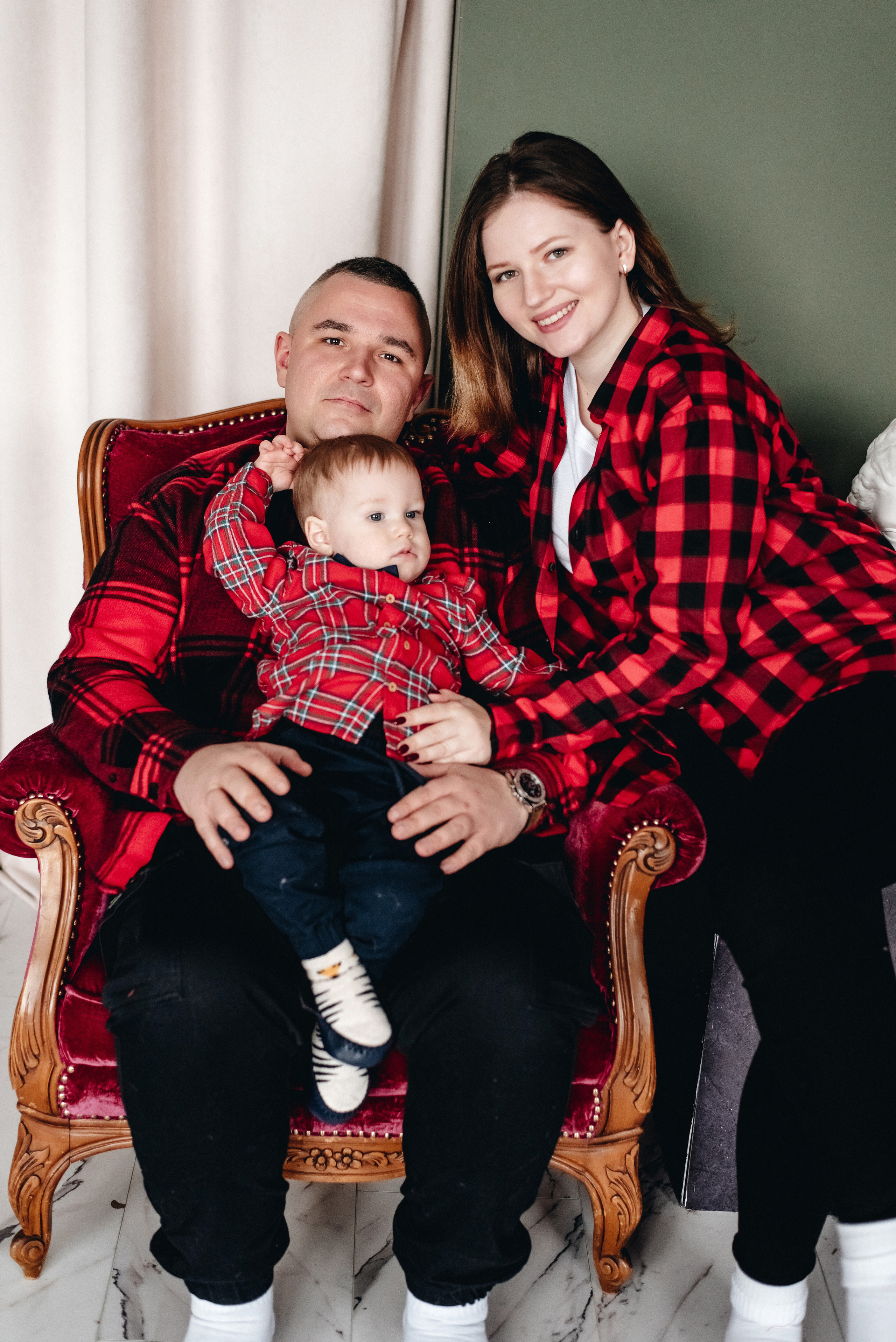 Ребята в клетчатых рубашках. Фотограф Минск Катерина Кирик