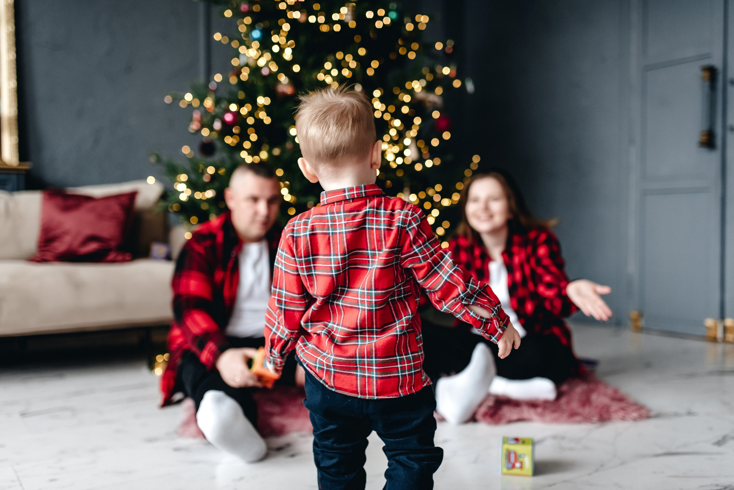 Ребята в клетчатых рубашках. Фотограф Минск Катерина Кирик