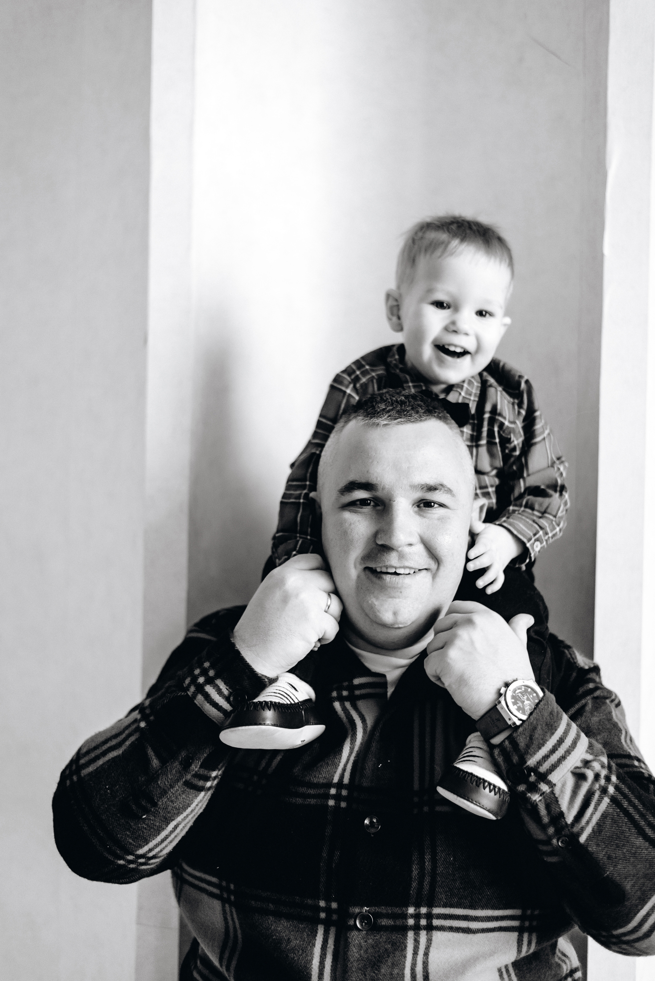 Ребята в клетчатых рубашках. Фотограф Минск Катерина Кирик