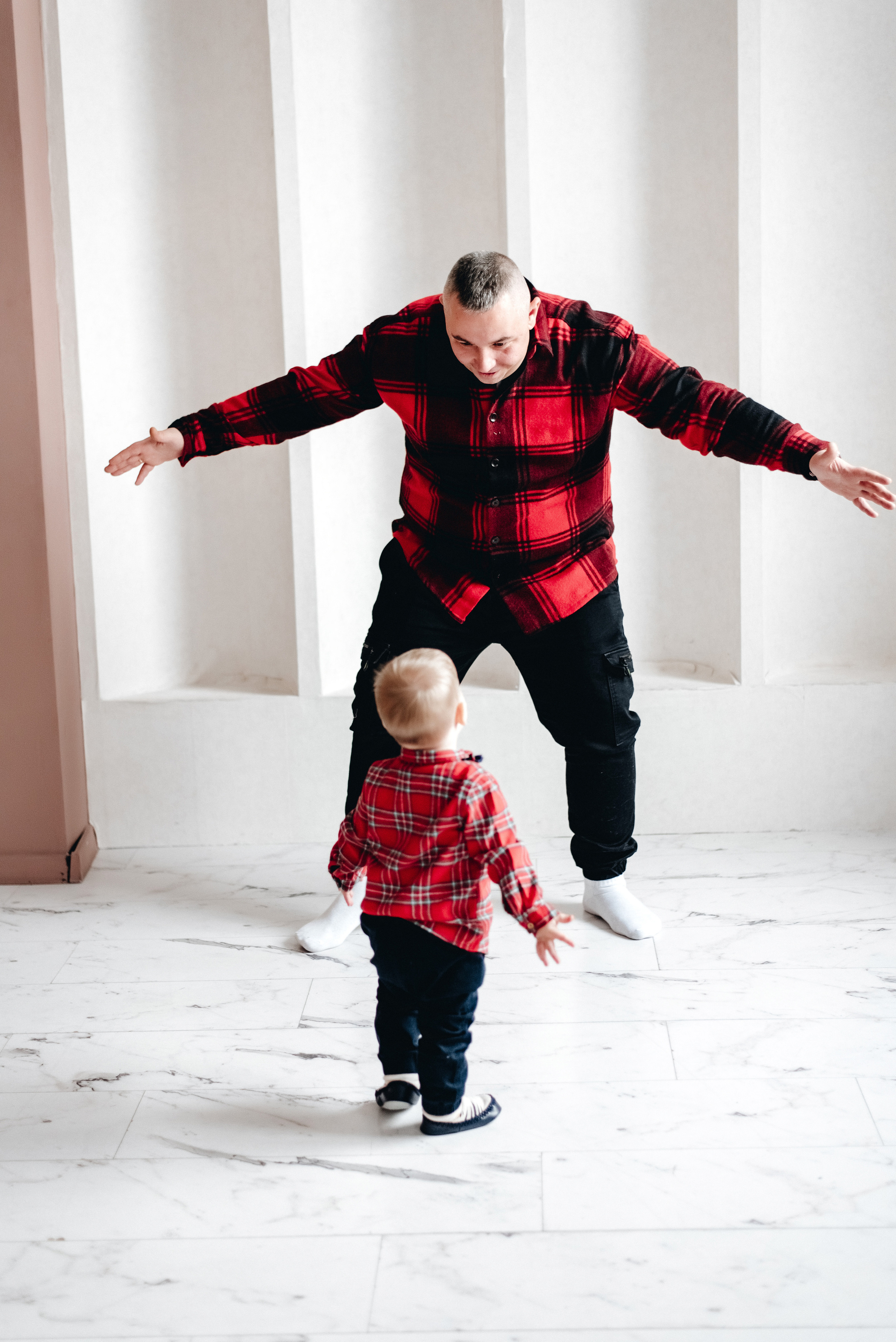 Ребята в клетчатых рубашках. Фотограф Минск Катерина Кирик