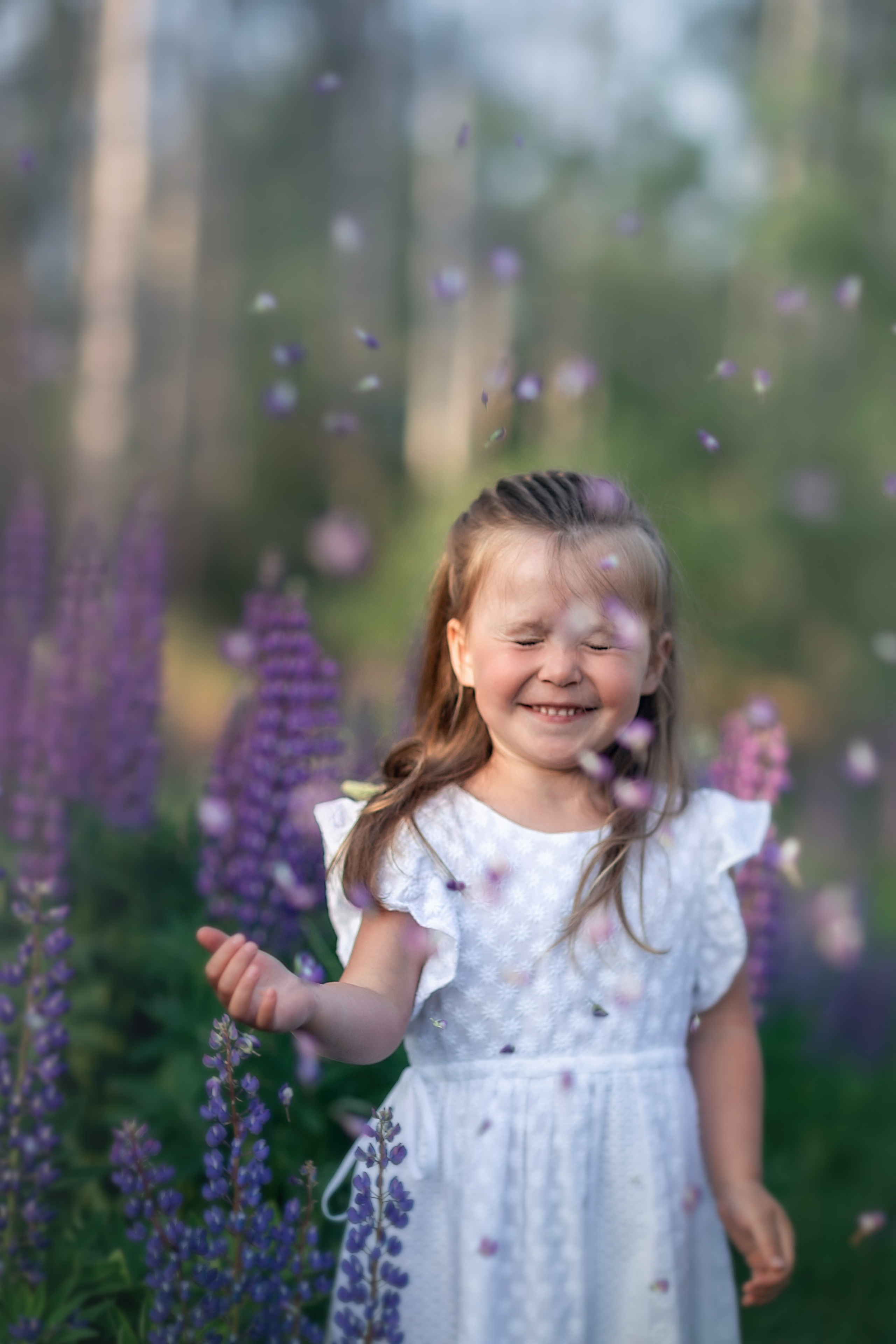 В люпинах_2023. Семейный фотограф в Санкт-Петербурге