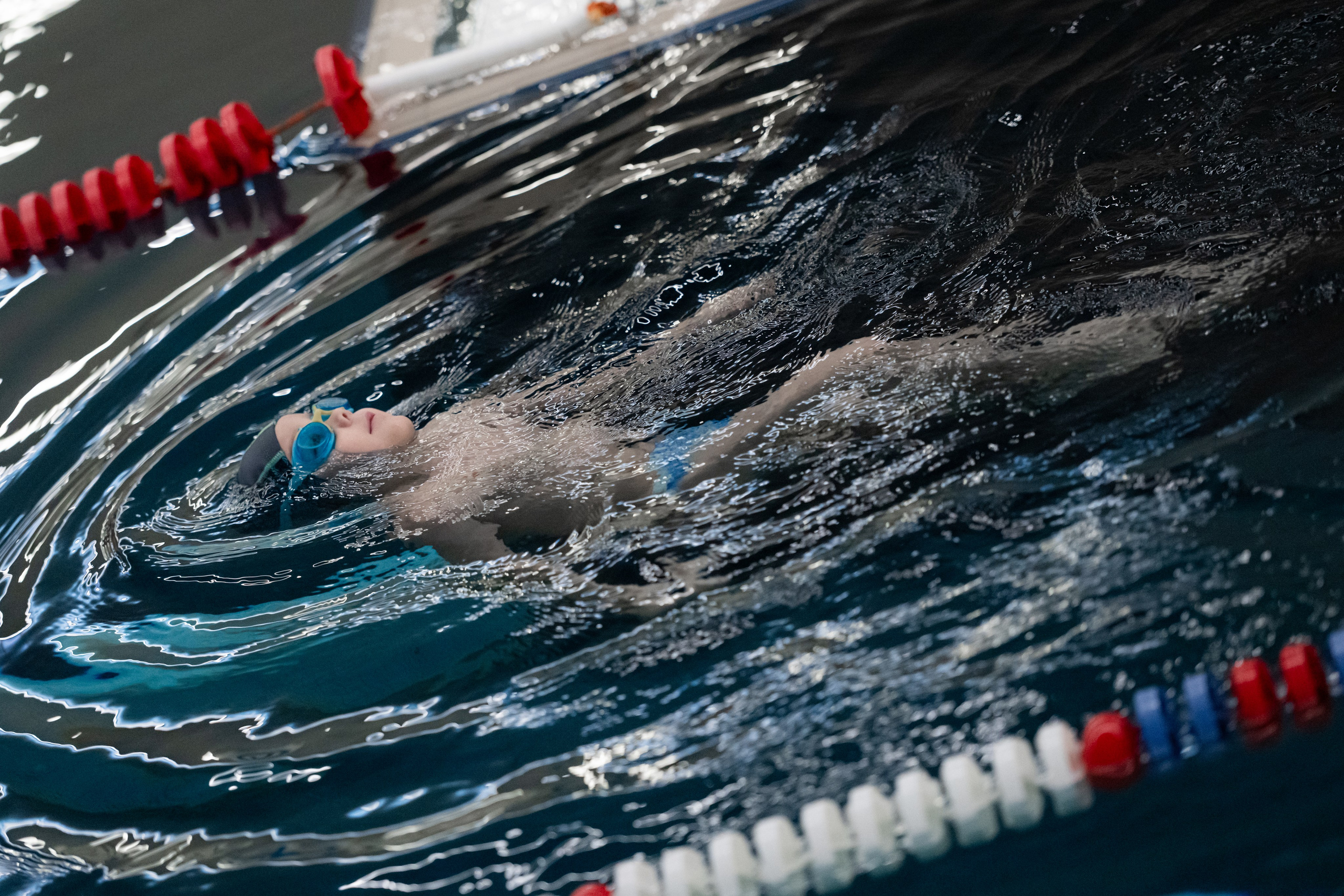 ЧЕМПИОНАТ ПО ПЛАВАНИЮ. ДИНА МИХНЕВА спортивный фотограф Москва