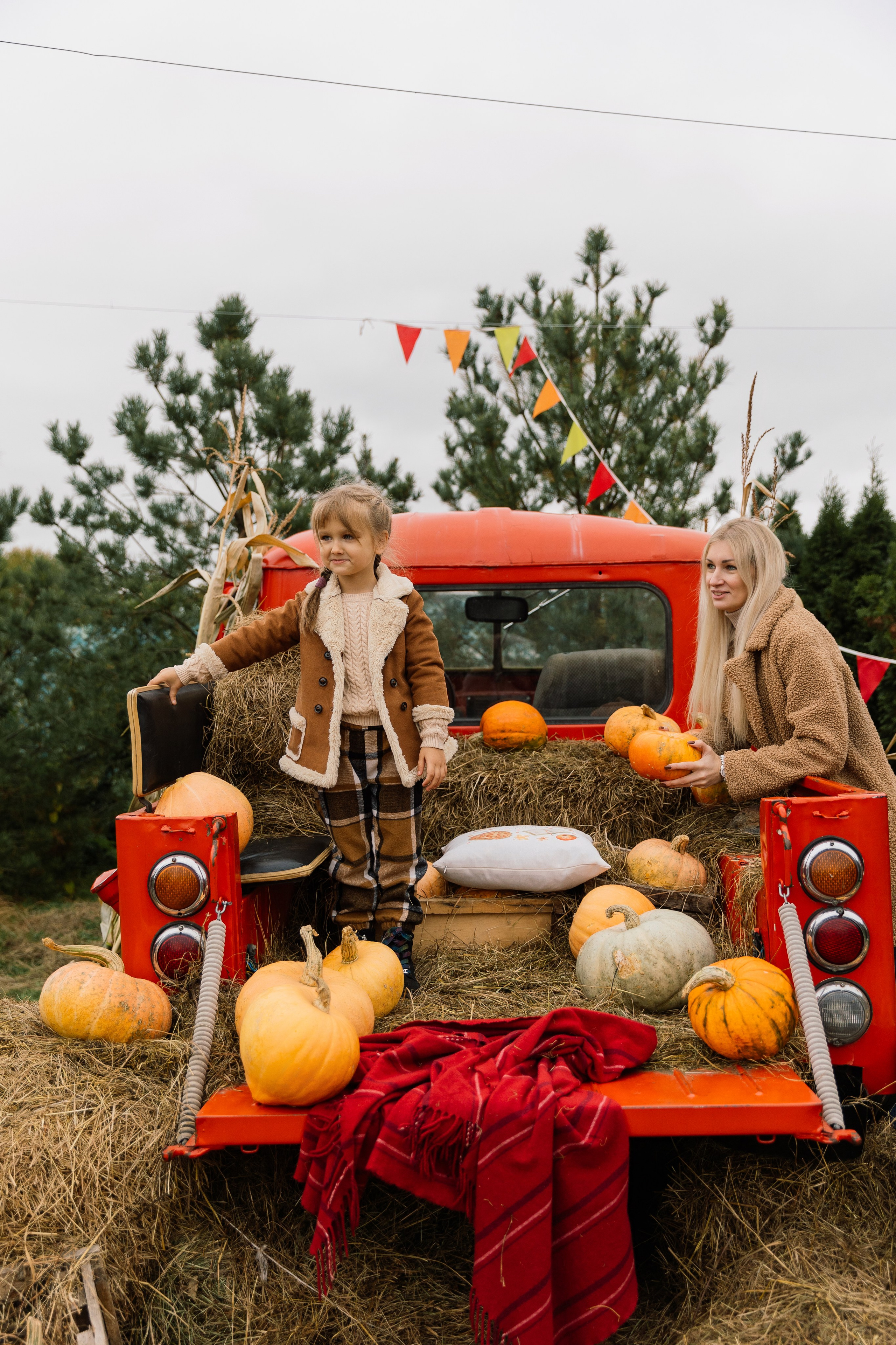 Инесса и Ульяна. Семейный фотограф Толстикова Кристина