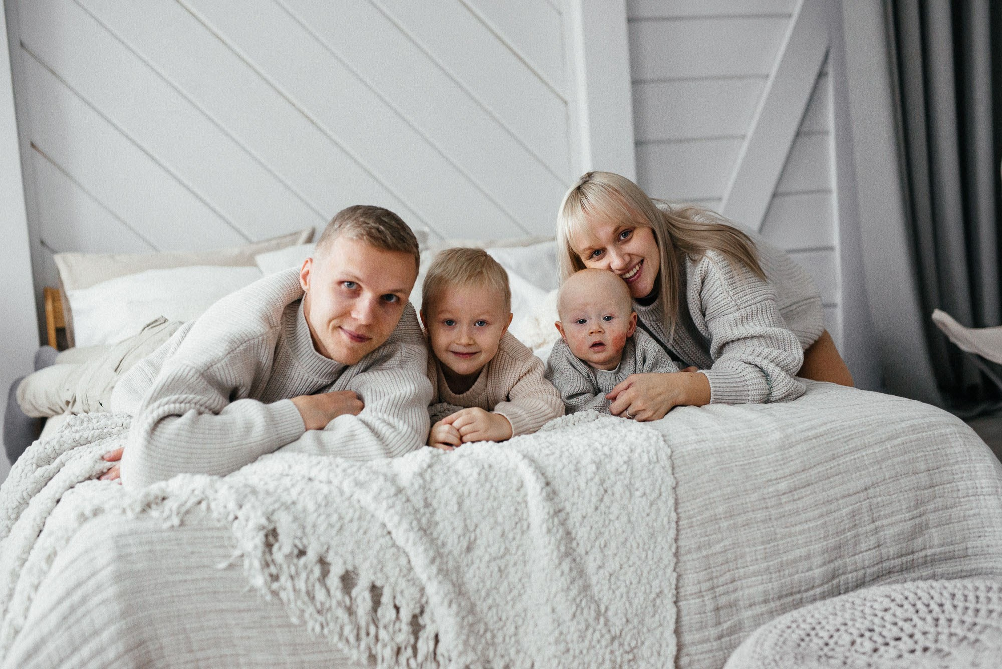 Новогодняя семейная история в студии