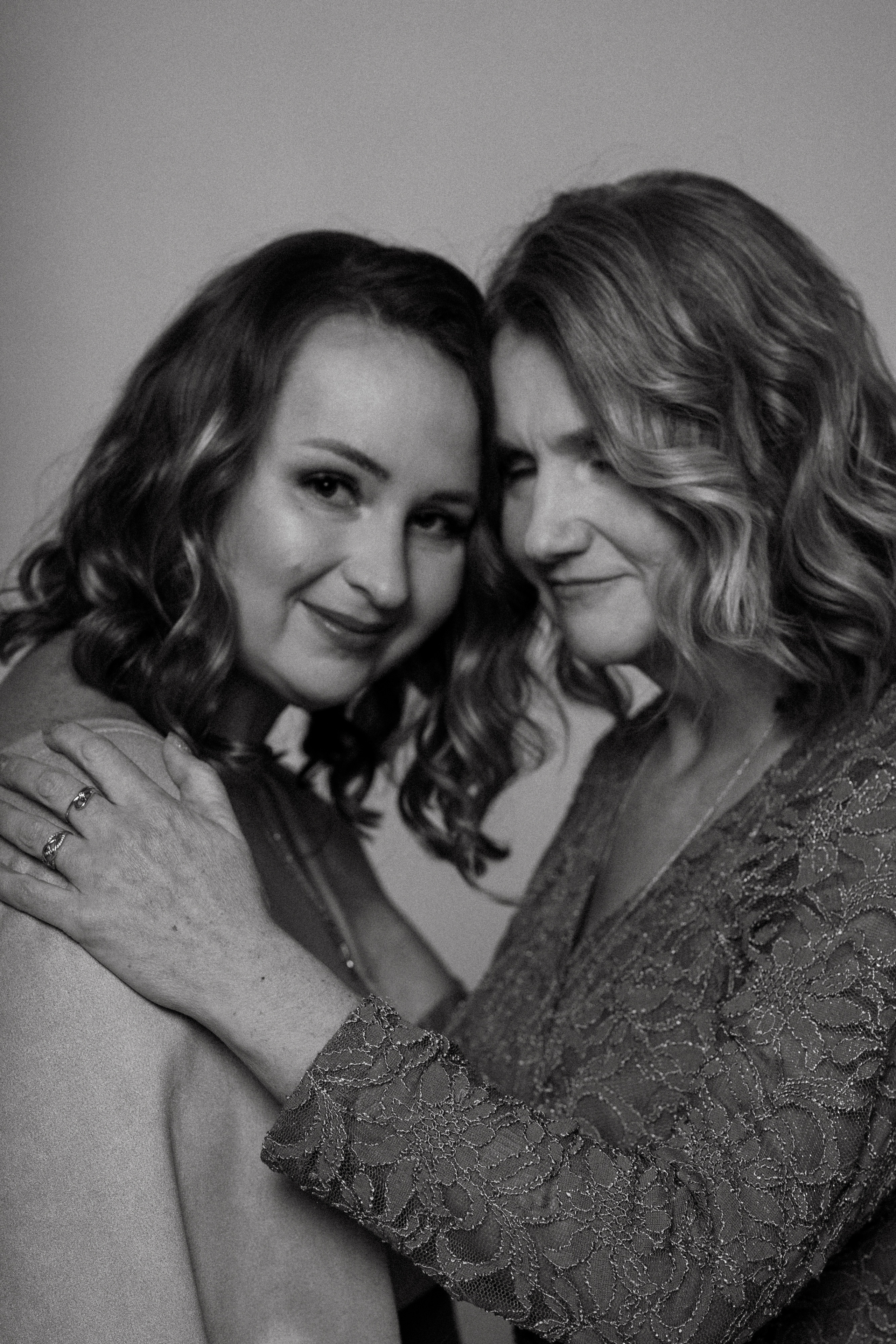 Мила и Ульяна. Свадебный фотограф Таня Караисаева