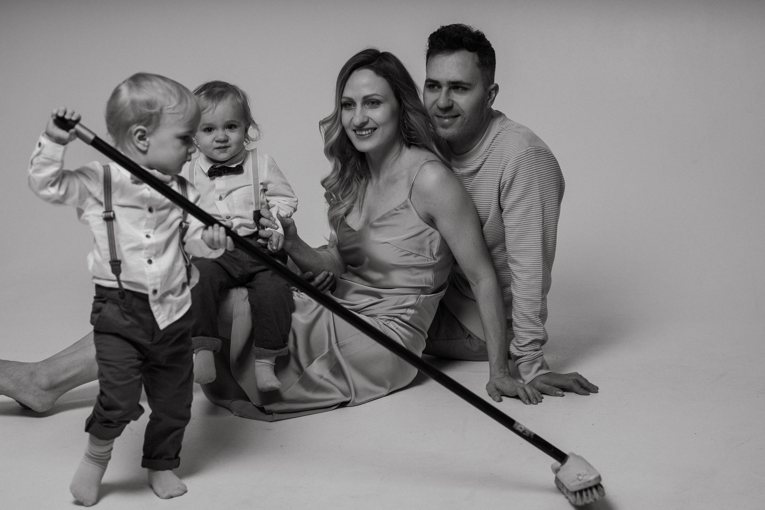 Юля, Дима и мальчишки. Свадебный фотограф Таня Караисаева