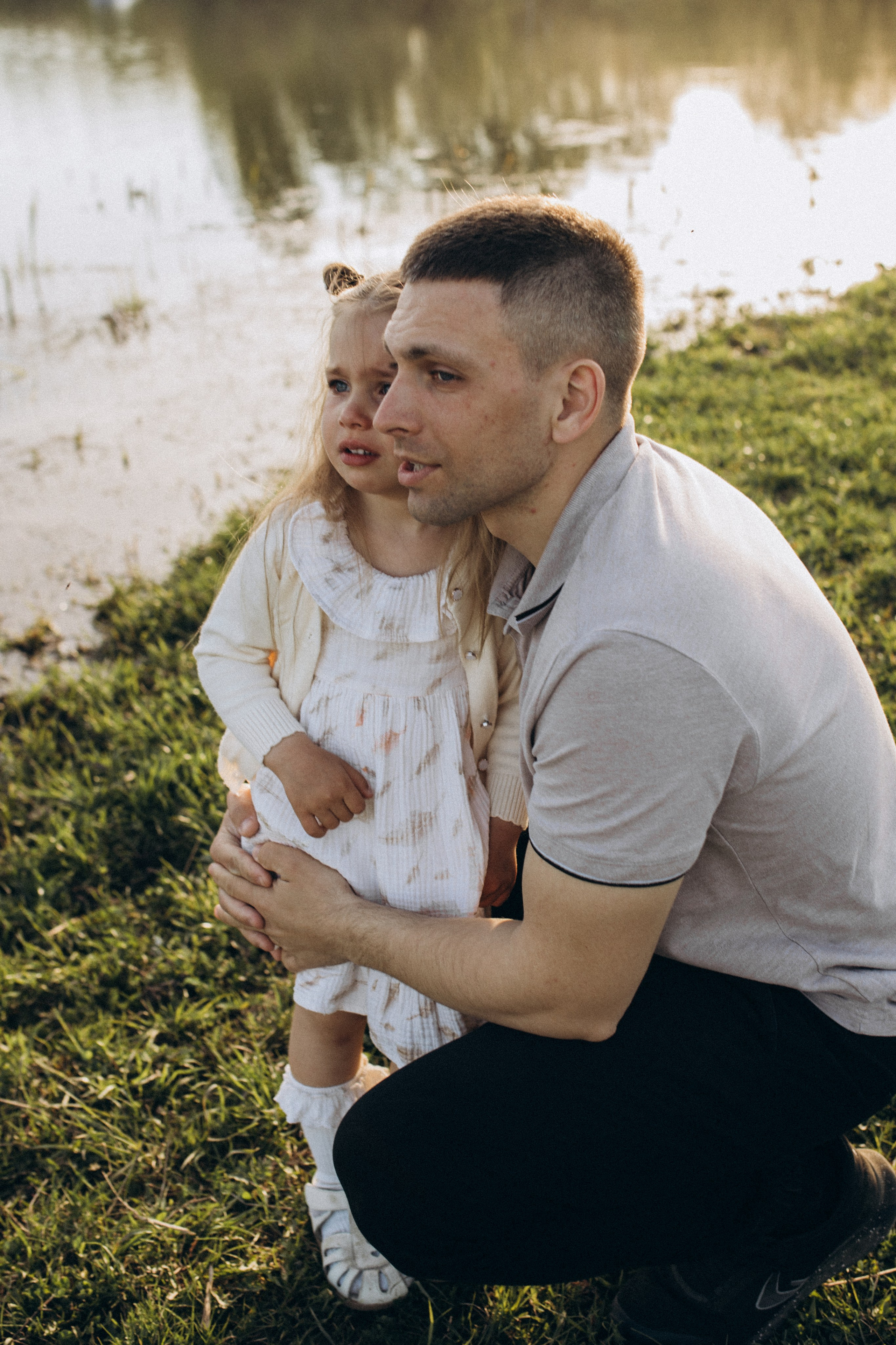 Прогулка у озера. Семейный фотограф lifestyle в Новосибирске Елена Шпилевая