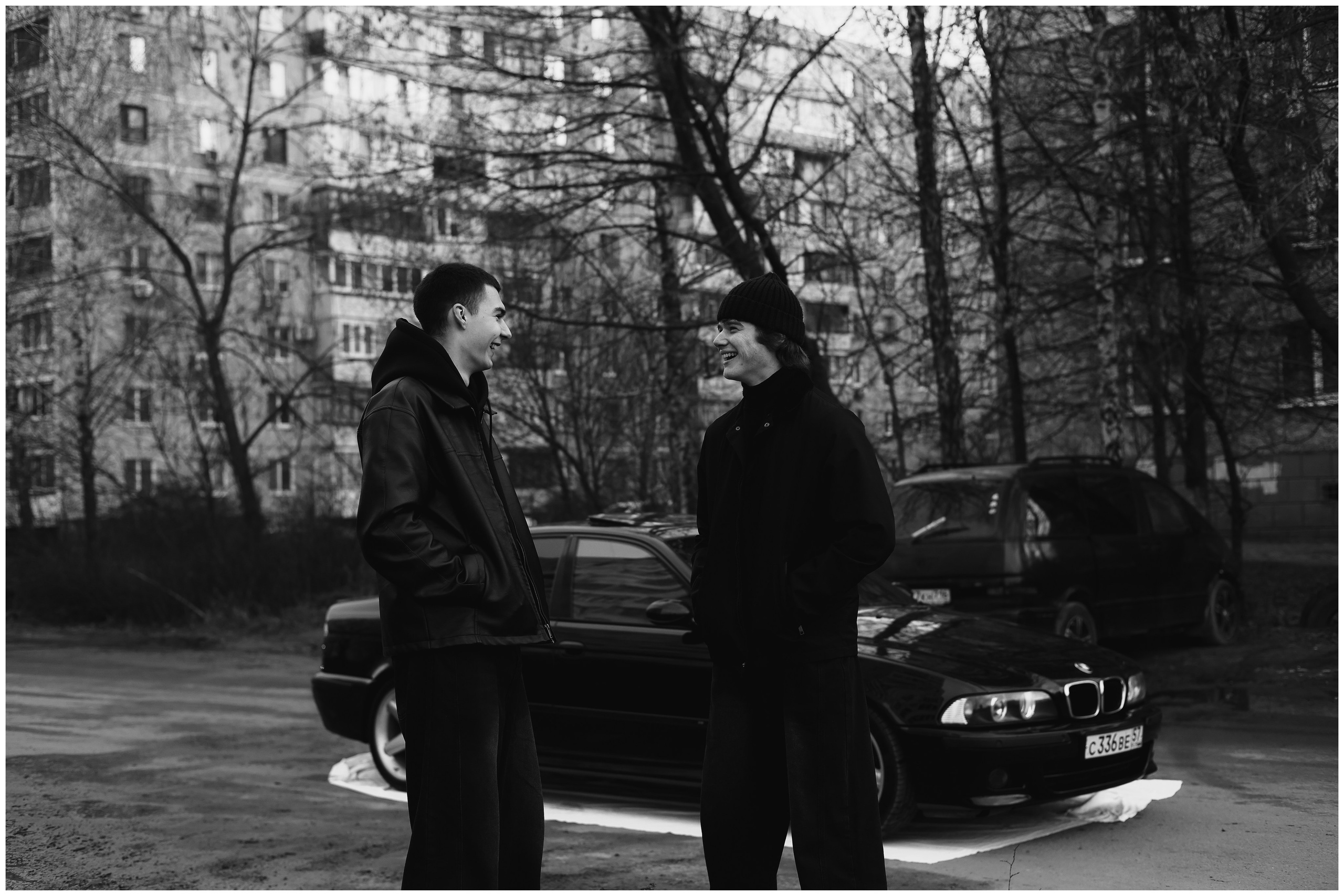 Богдан и Михаил. Портретный фотограф в Орле. Готовые фото за 3 дня! Помощь в позировании. Советы по организации