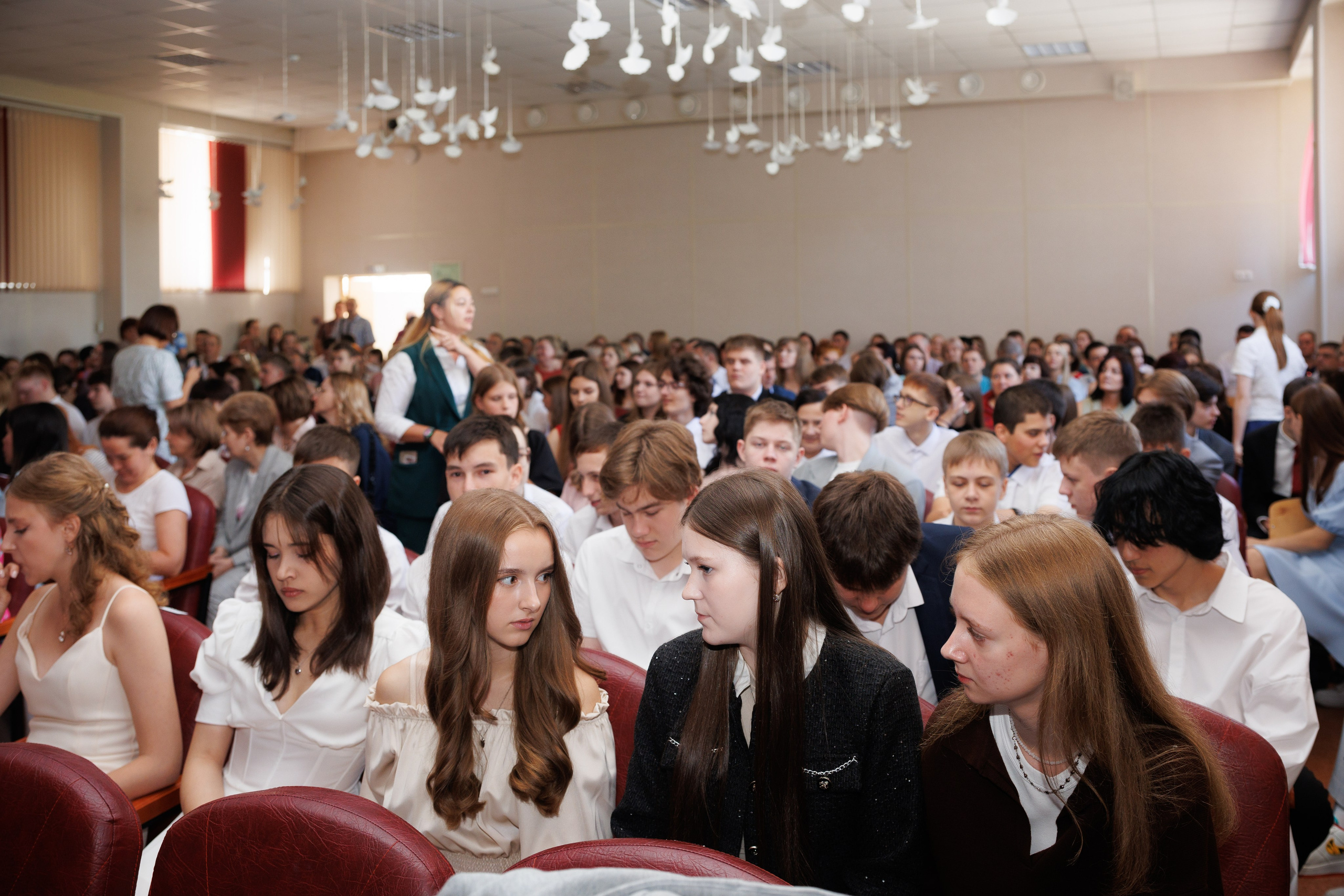 Вручение аттестатов. Свадебный и семейный фотограф в Новосибирске Ирина Дорошкова