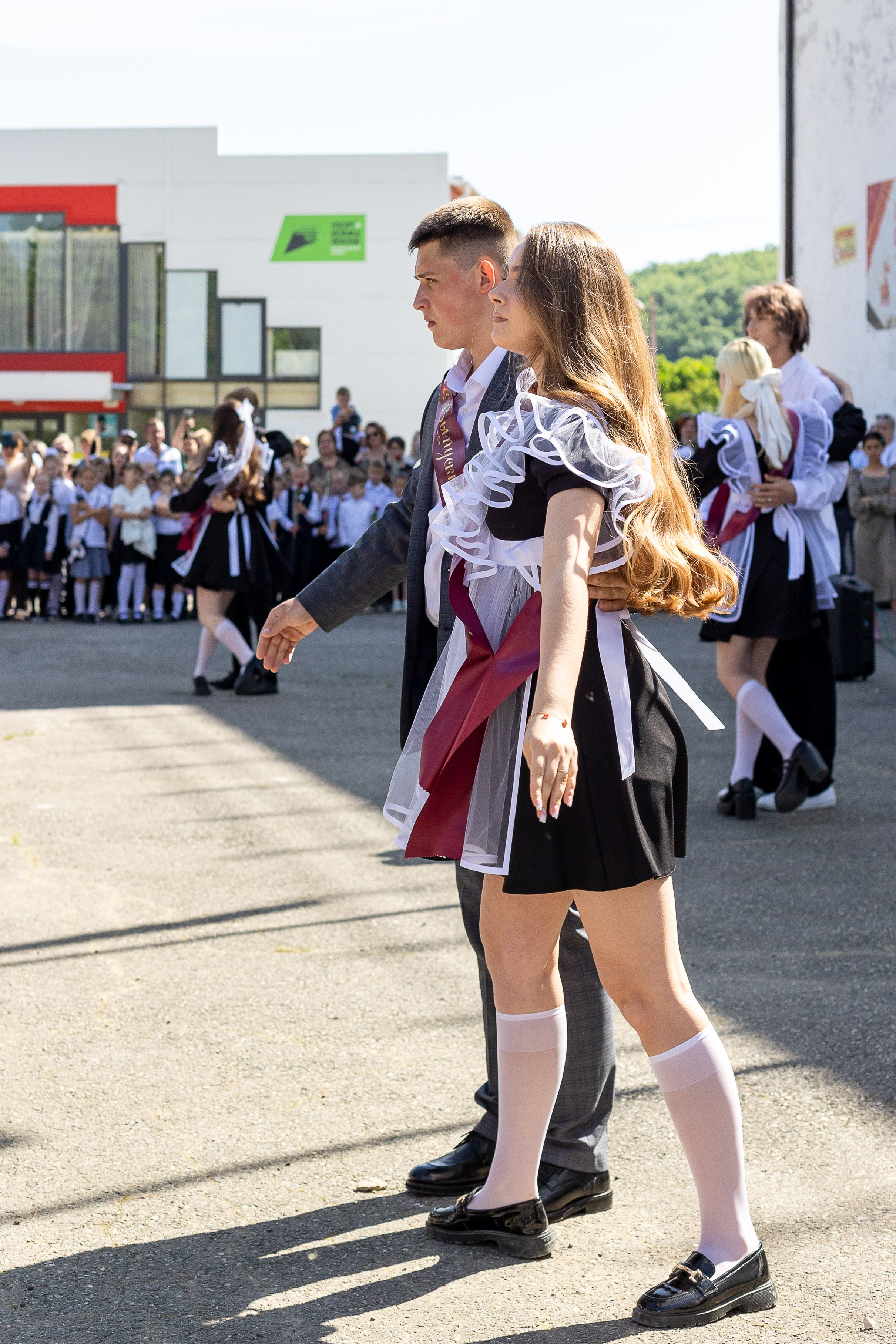 Последний звонок. Выпускные альбомы Майкоп, Краснодар Елена Золотарева