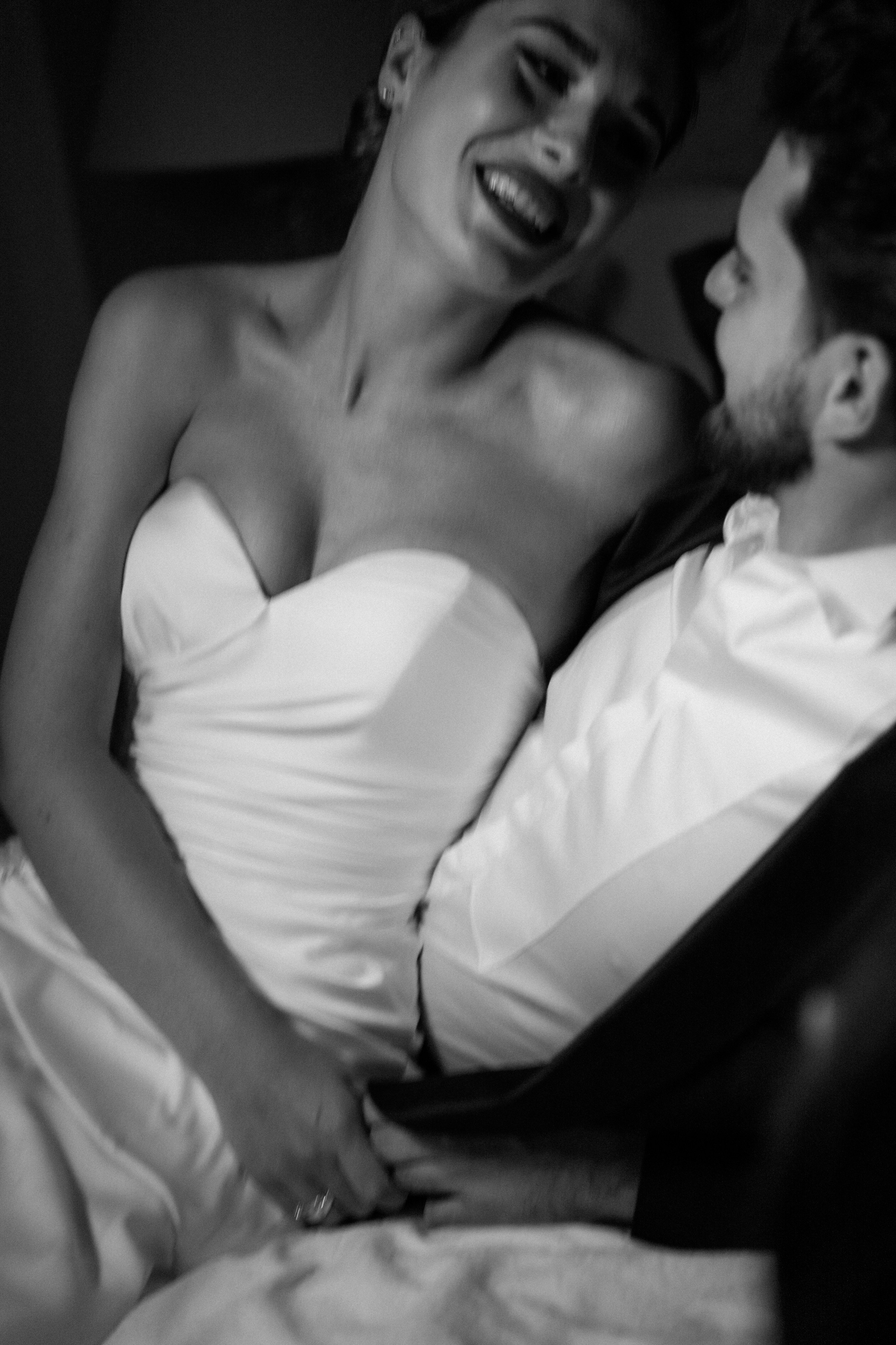 Классическая свадебная фотосессия в Крыму в Ялте Вилла Елена . Свадебная фотосессия Крым Москва ,свадьба в Крыму в старинном отеле . Свадьба для двоих в Крыму