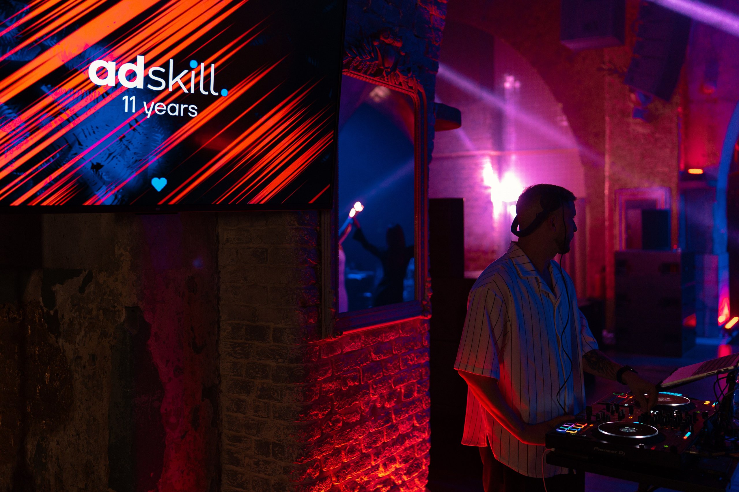 Adskill 11 лет. КОРПОРАТИВНЫЙ, ИМИДЖЕВЫЙ И РЕПОРТАЖНЫЙ ФОТОГРАФ МАКСИМ МЕШ