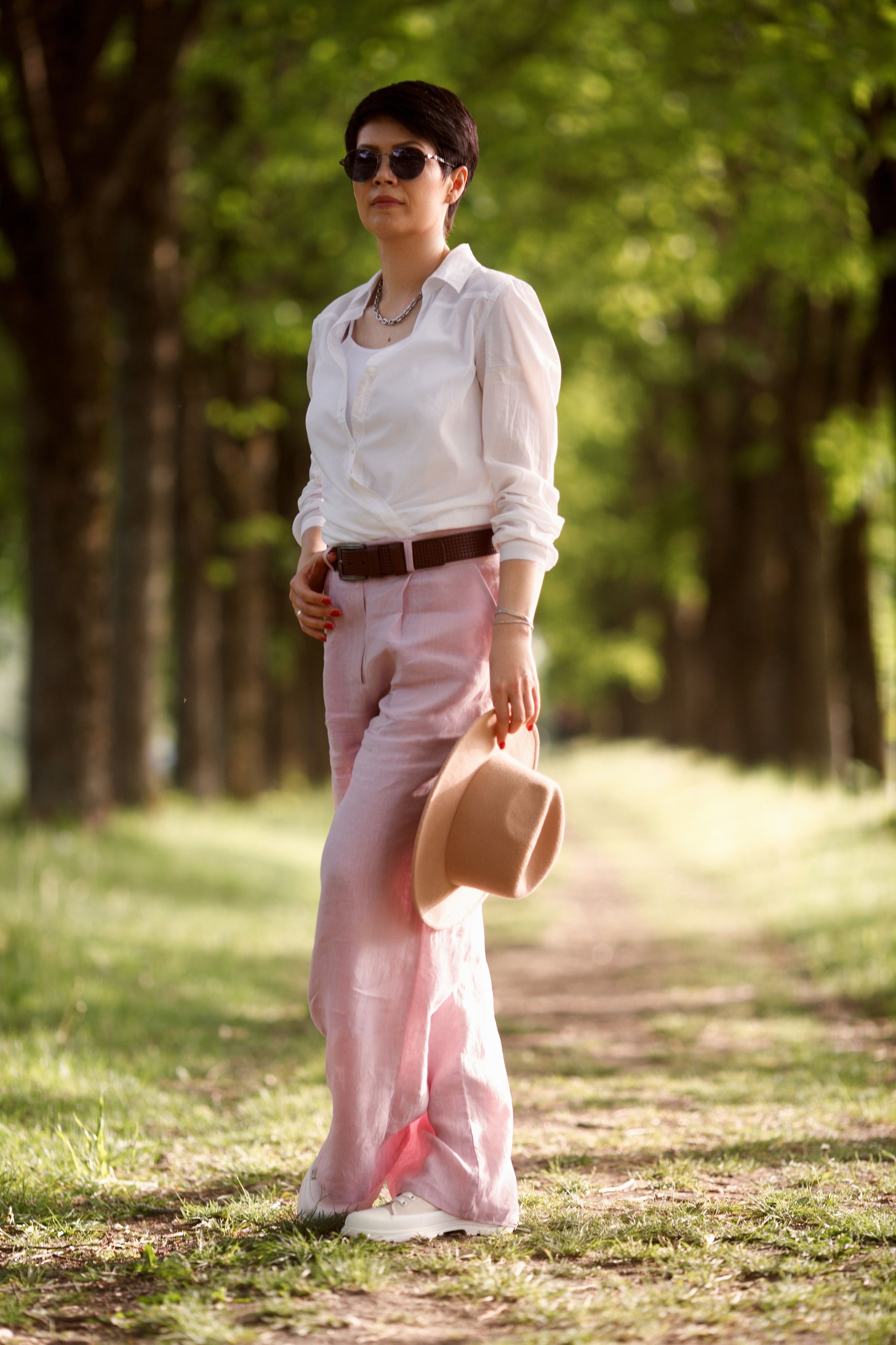 Женская лнтняя фотосессия на природе. Фотограф Ставрополь Пятигорск Елизавета Дарина