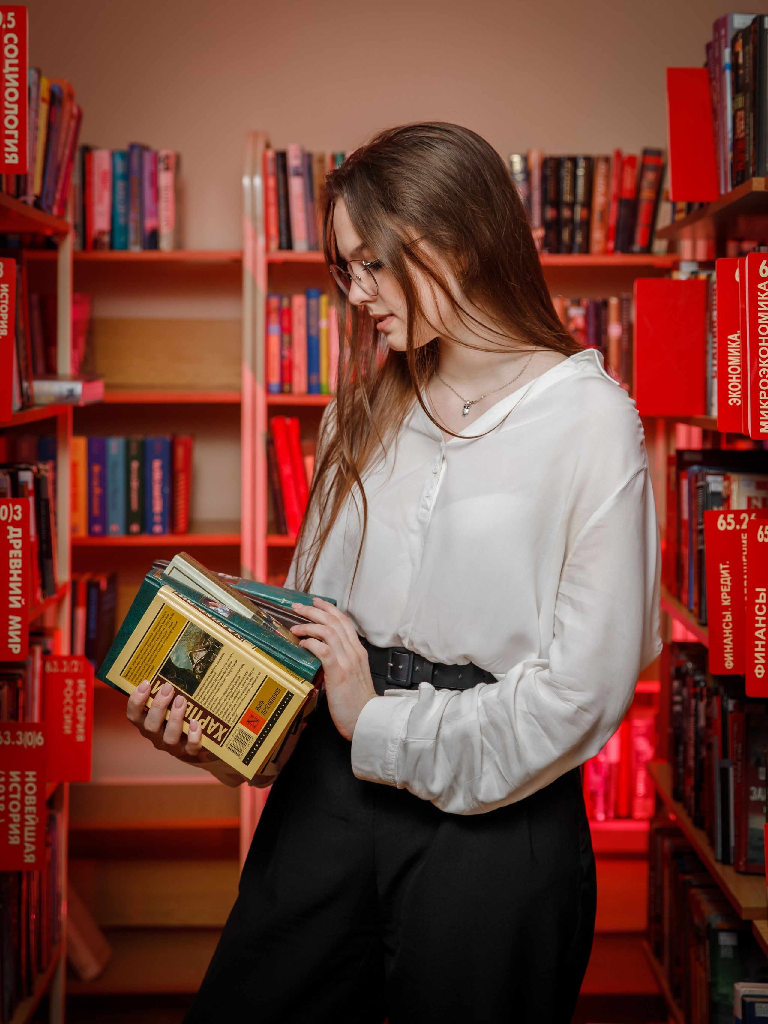 ПОРТРЕТЫ. Марина Ушакова. Фотограф. Выпускные альбомы. г. Краснодар