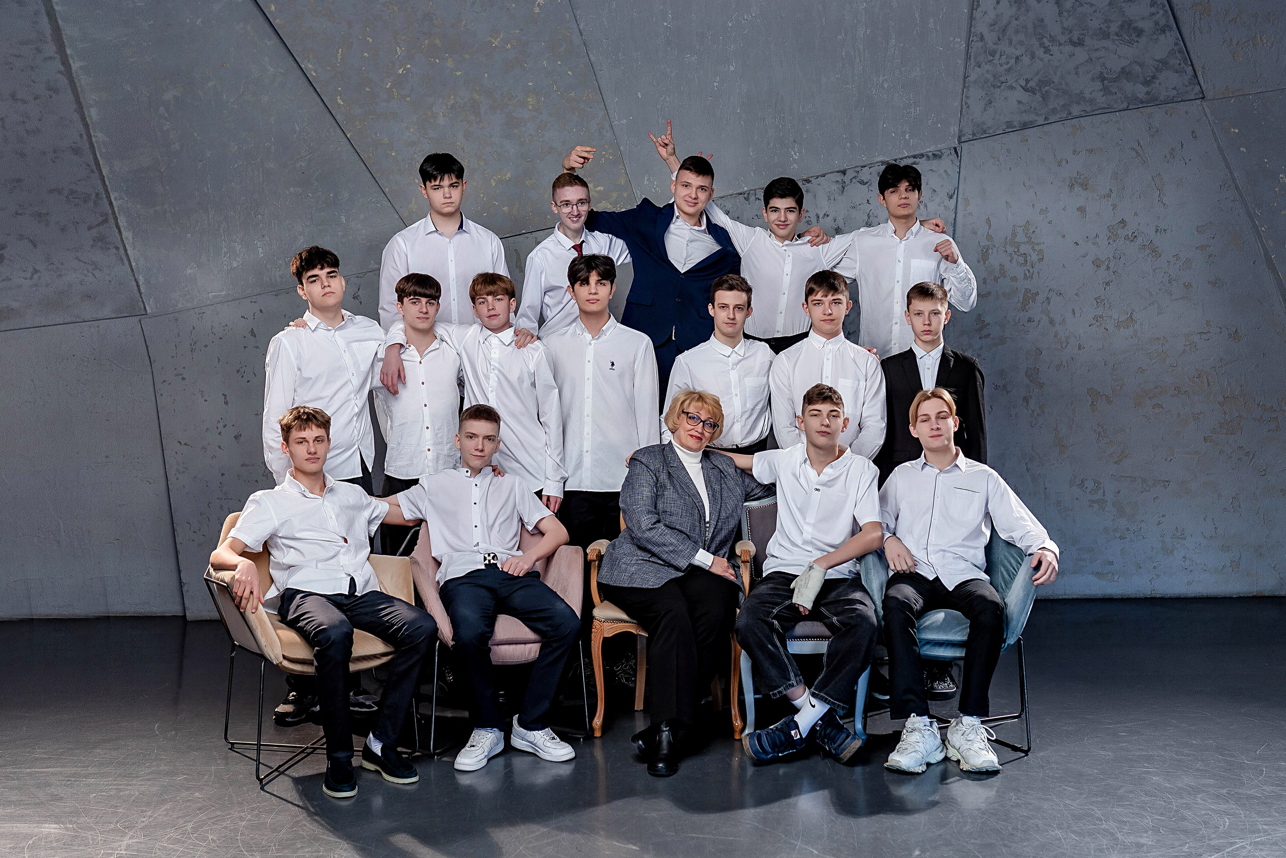 Выпускные (школьные) альбомы (книги) в Ростове-на-Дону. Современные Выпускные Альбомы в Ростове-на-Дону