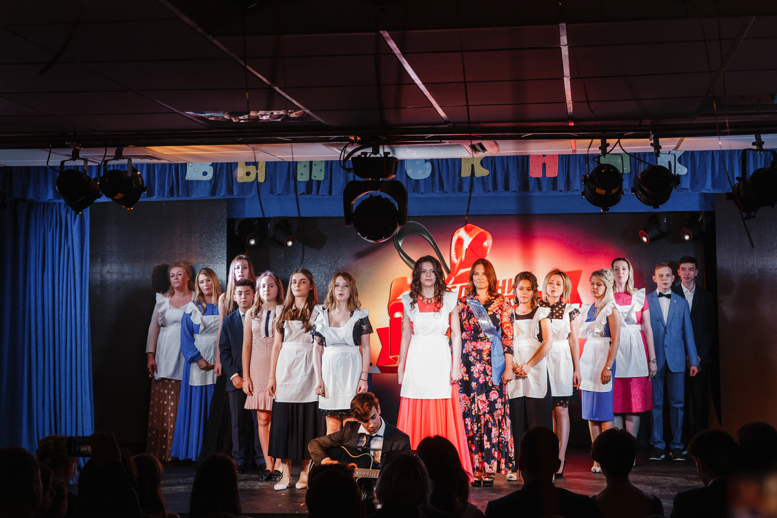 Последний звонок школа ИНТЕК. Свадебный и семейный фотограф Ксения Ржевская (Митрохина)