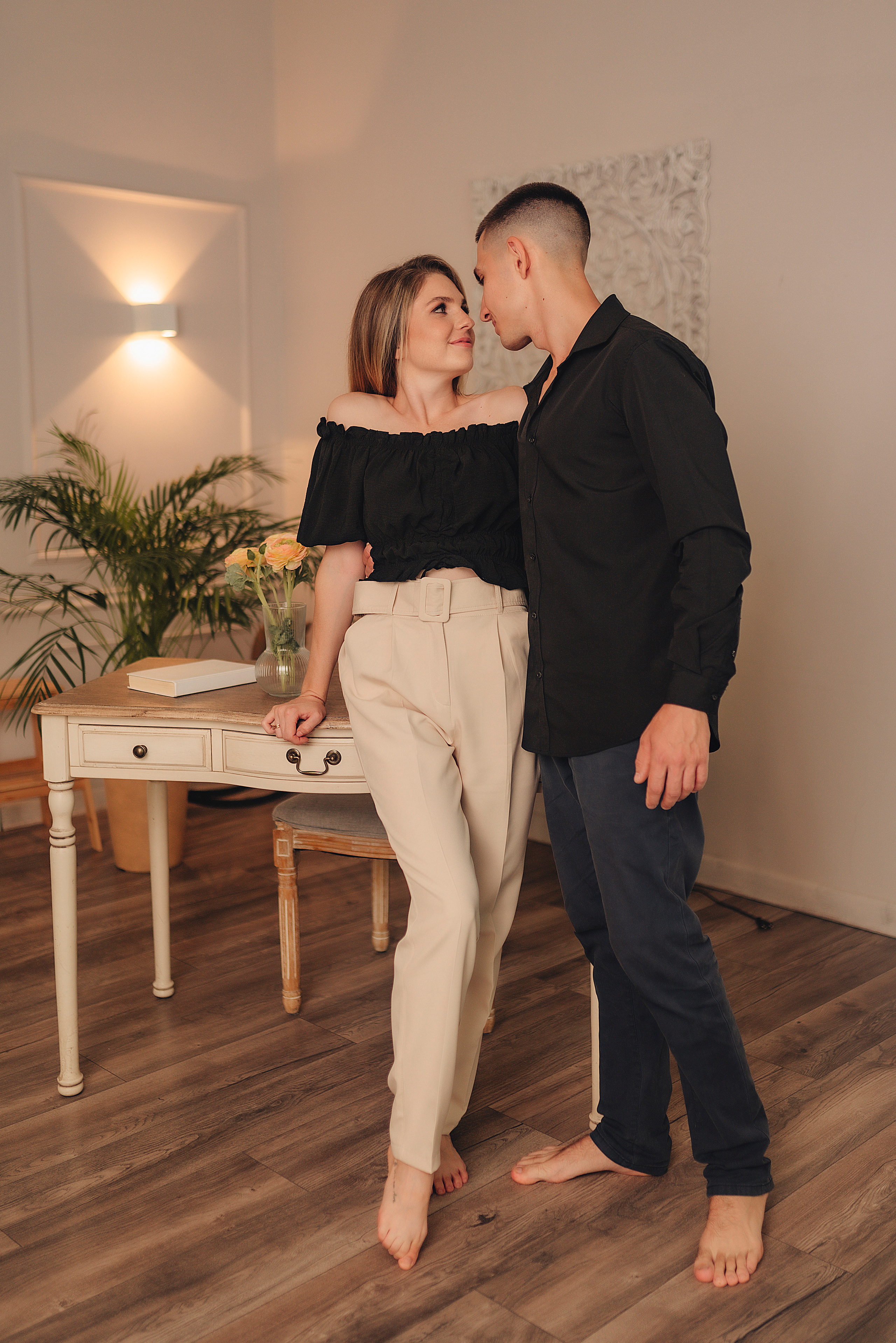 Кристина и Вадим | Съёмка в студии Portfolio. Фотограф Карина Шмулёва. Воронеж и область