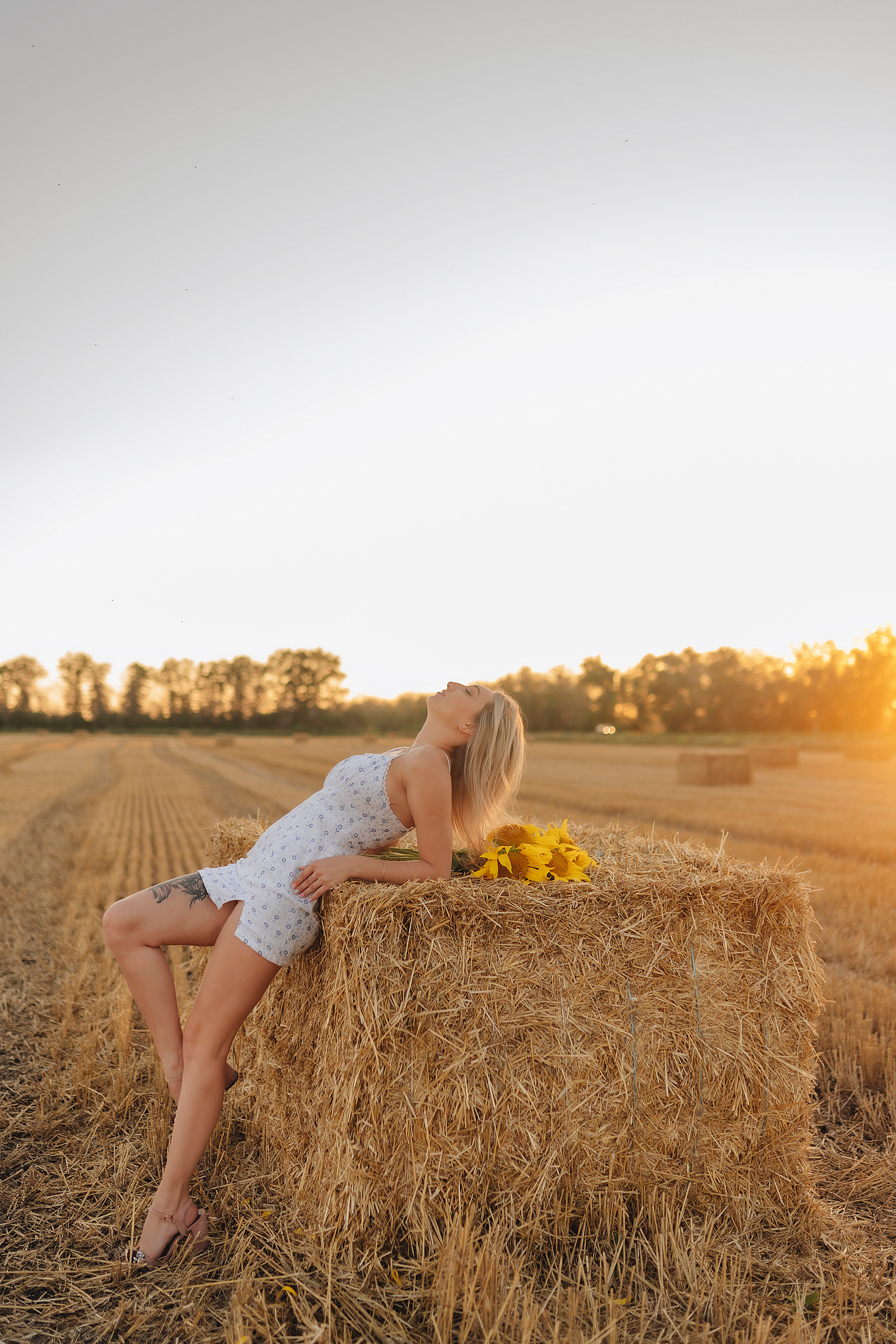Олеся | Съемка с подсолнухами. Фотограф Карина Шмулёва. Воронеж и область