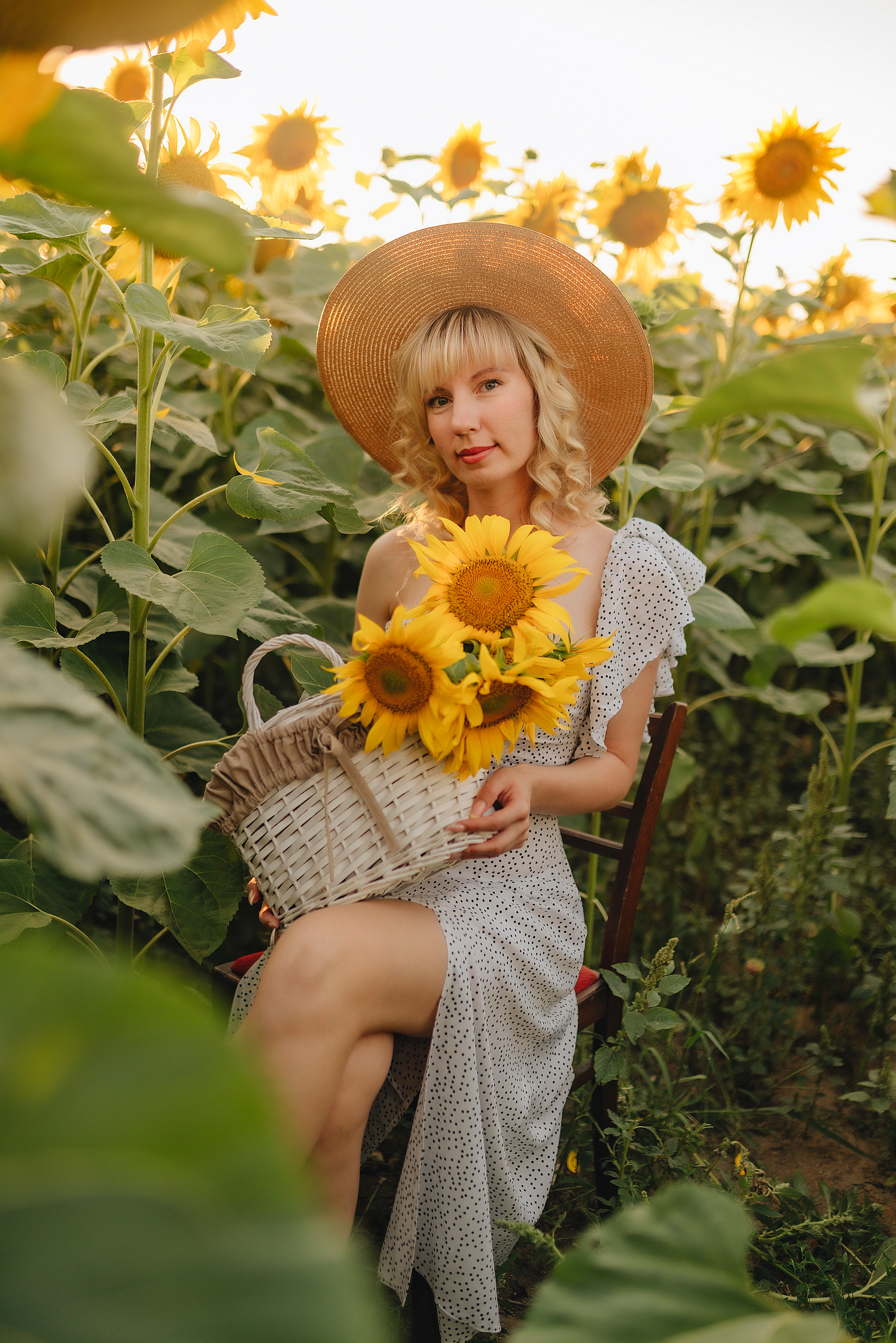 Анастасия | Съёмка в подсолнухах. Фотограф Карина Шмулёва. Воронеж и область