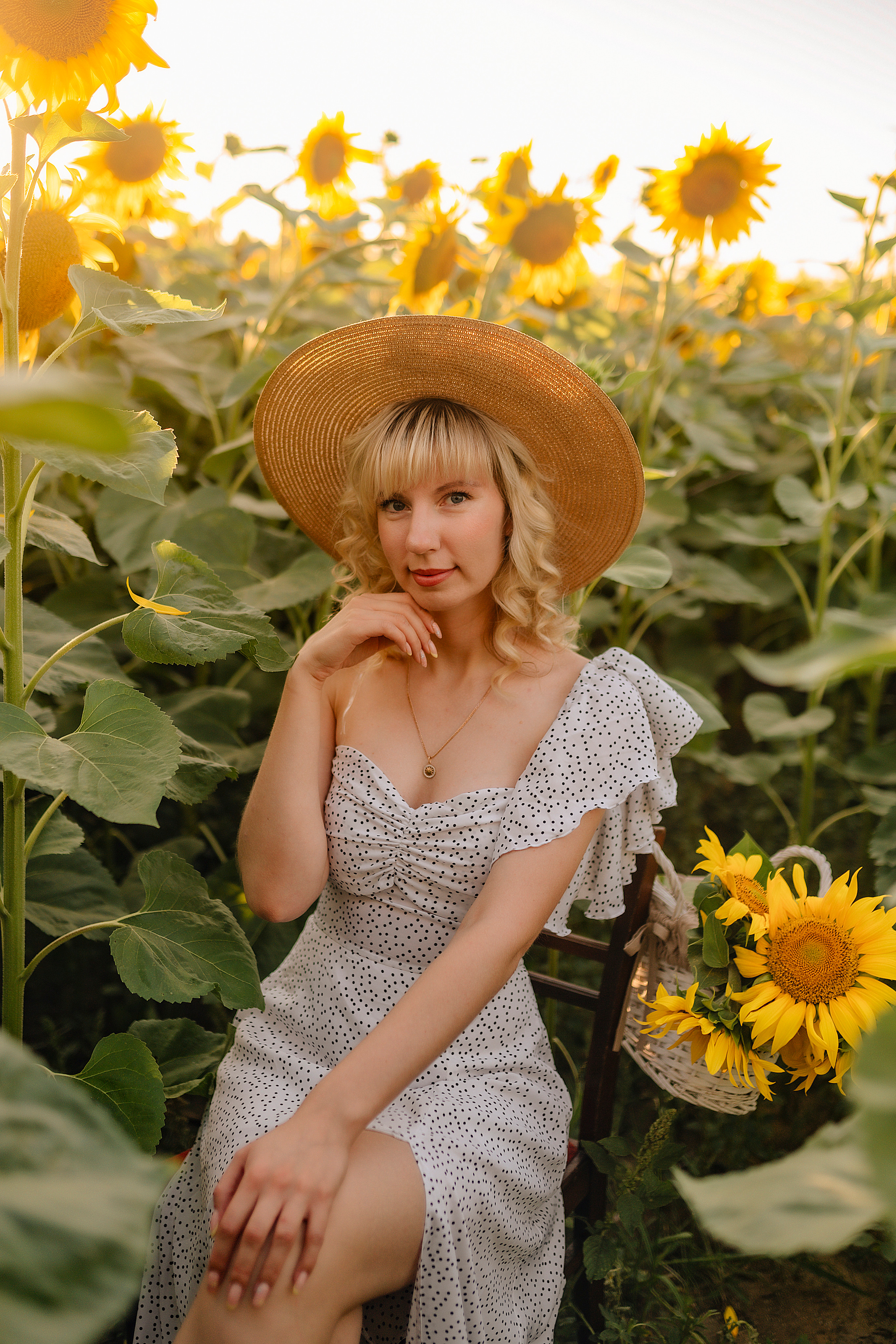 Анастасия | Съёмка в подсолнухах. Фотограф Карина Шмулёва. Воронеж и область