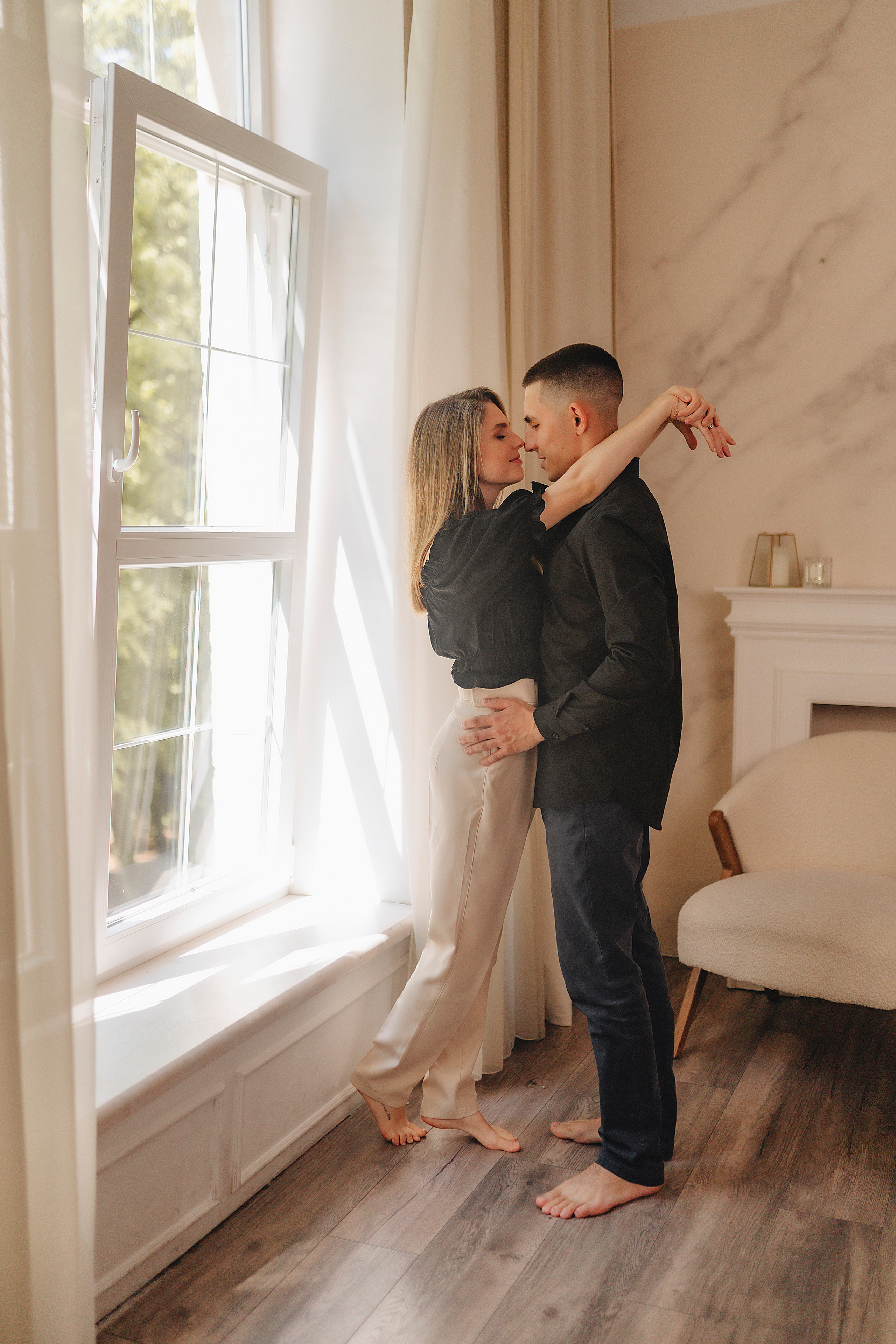 Кристина и Вадим | Съёмка в студии Portfolio. Фотограф Карина Шмулёва. Воронеж и область