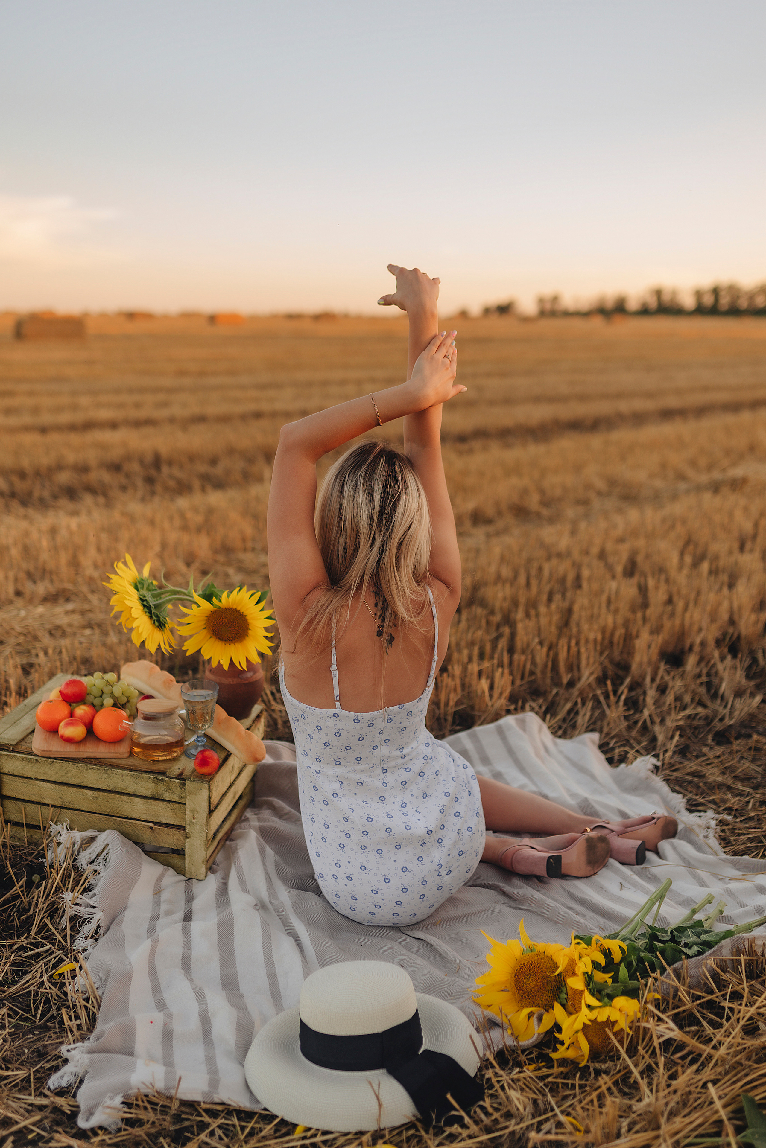 Олеся | Съемка с подсолнухами. Фотограф Карина Шмулёва. Воронеж и область