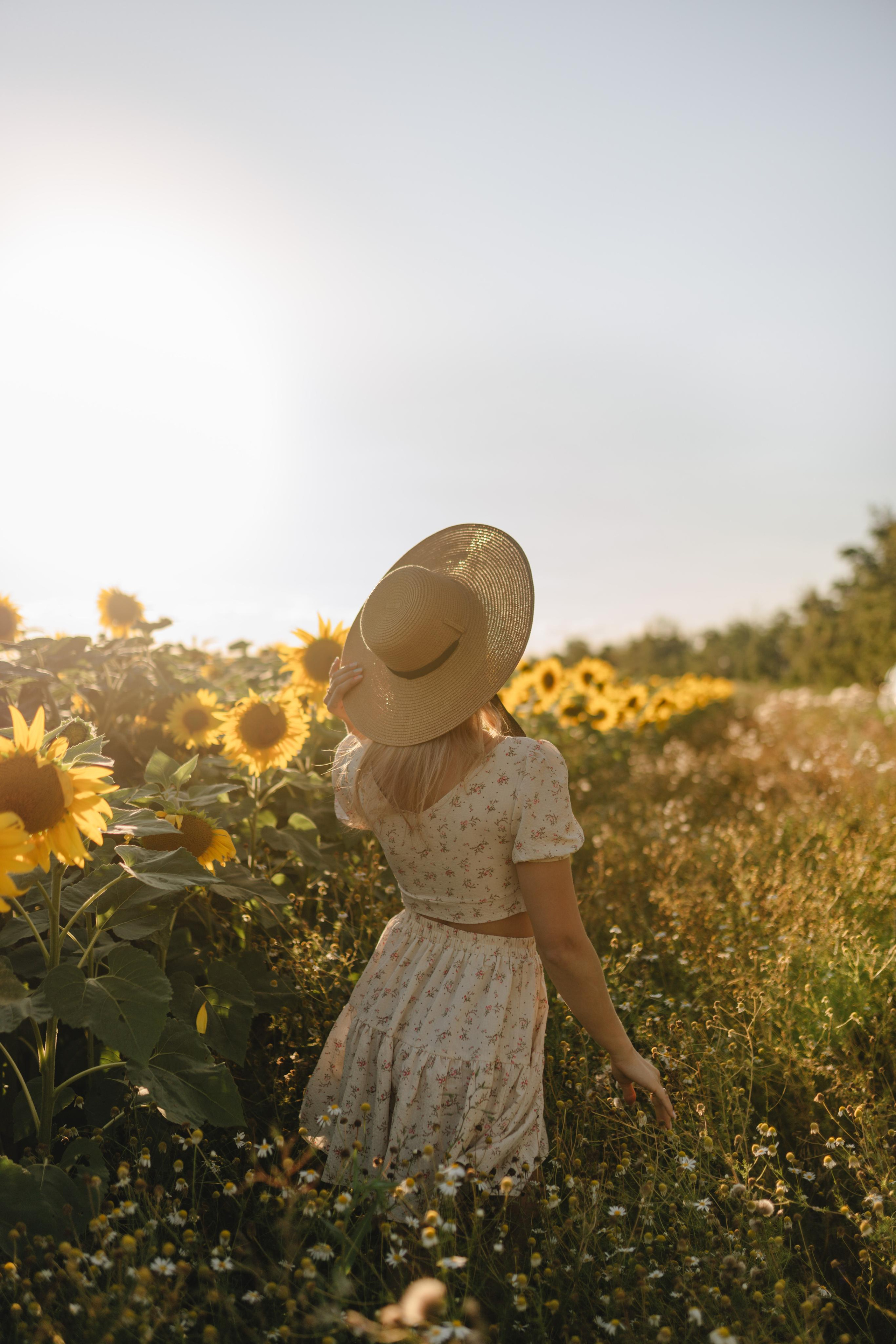 Олеся | Съемка с подсолнухами. Фотограф Карина Шмулёва. Воронеж и область