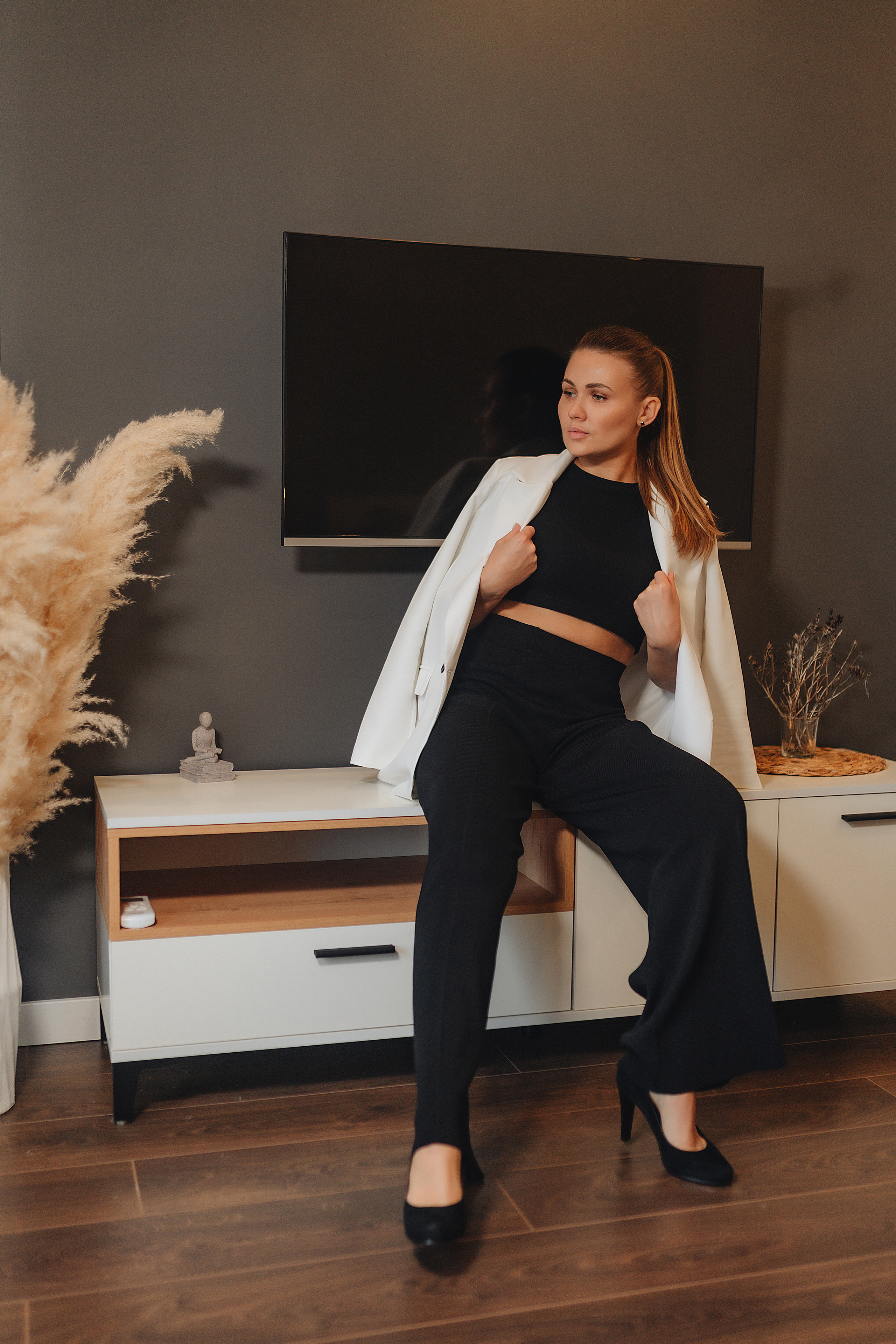 Анна | Контент-съёмка в Арт-пространстве. Фотограф Карина Шмулёва. Воронеж и область