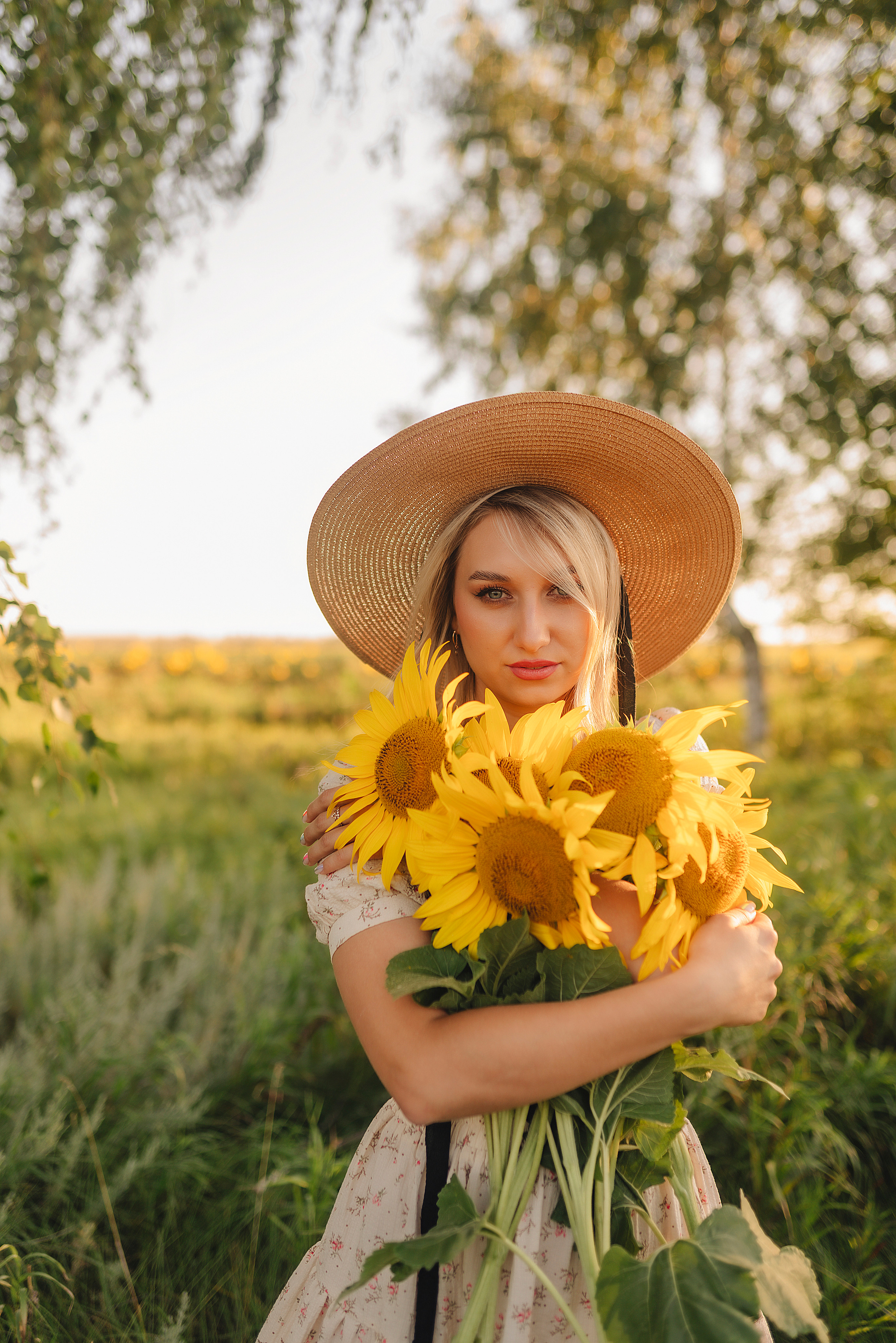 Олеся | Съемка с подсолнухами. Фотограф Карина Шмулёва. Воронеж и область