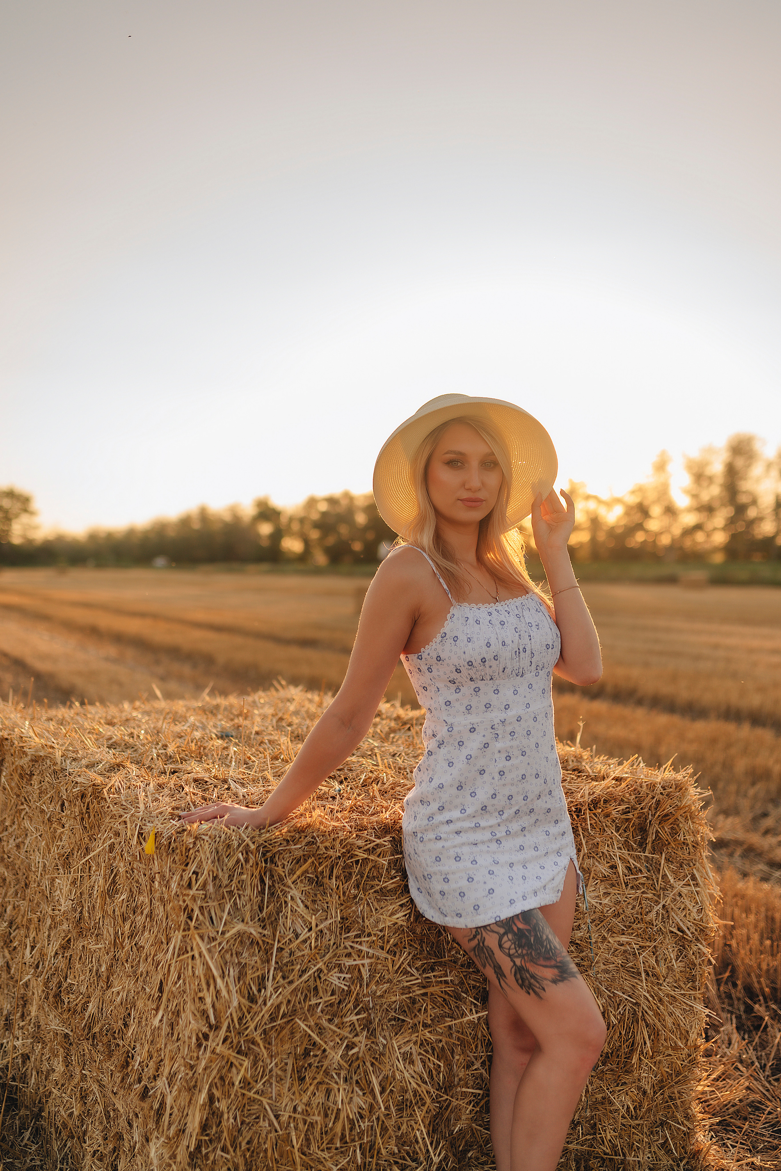 Олеся | Съемка с подсолнухами. Фотограф Карина Шмулёва. Воронеж и область