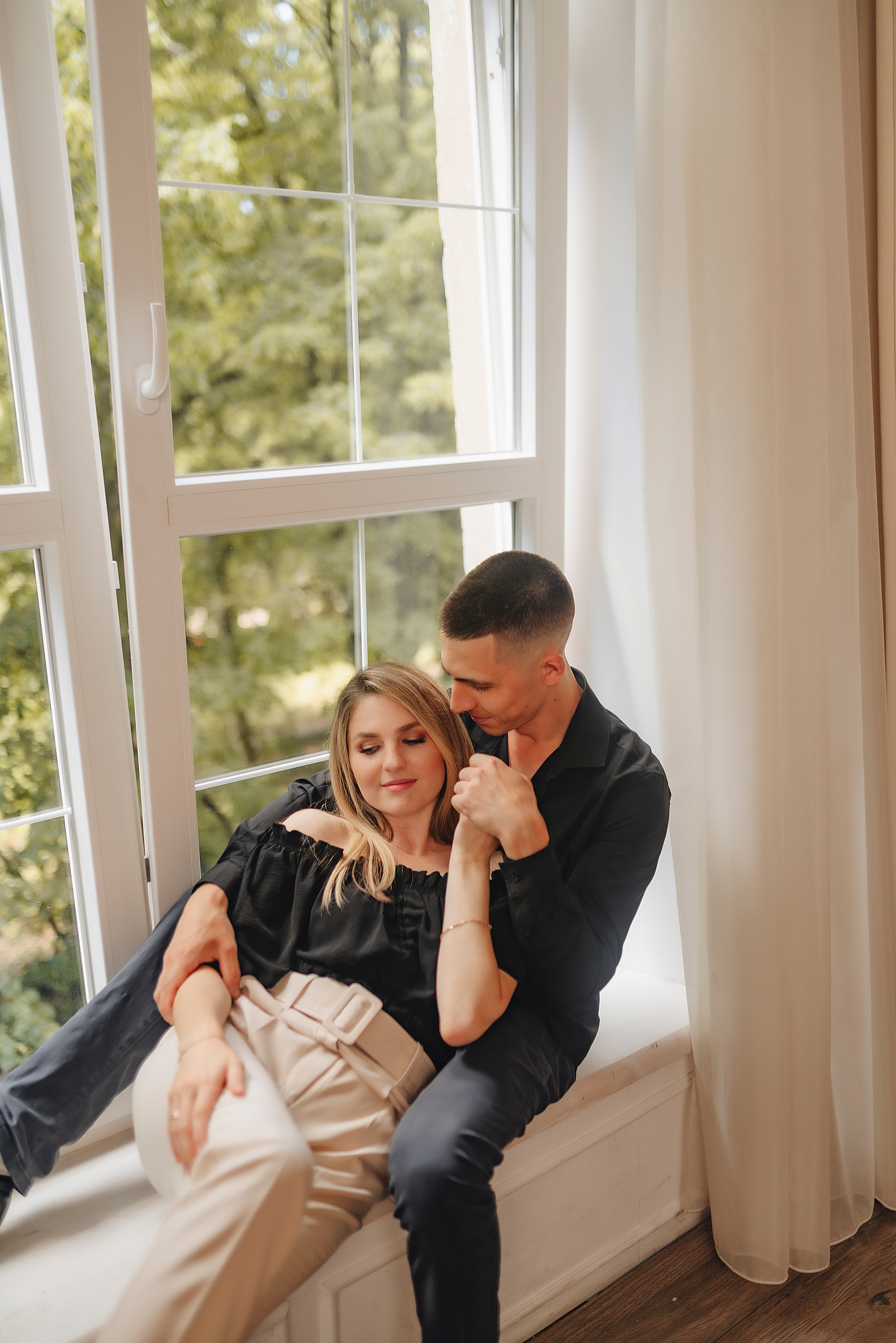 Кристина и Вадим | Съёмка в студии Portfolio. Фотограф Карина Шмулёва. Воронеж и область