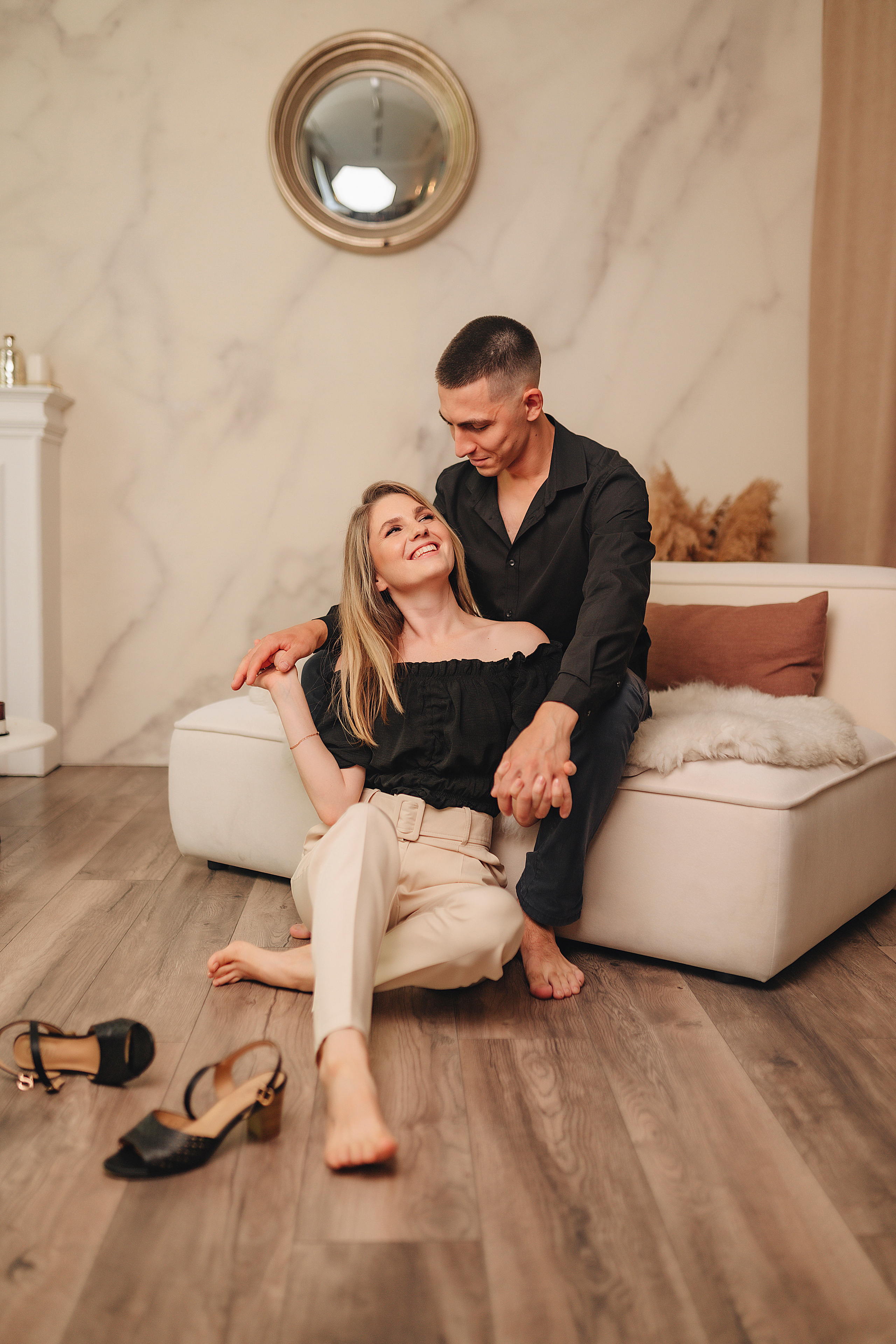 Кристина и Вадим | Съёмка в студии Portfolio. Фотограф Карина Шмулёва. Воронеж и область