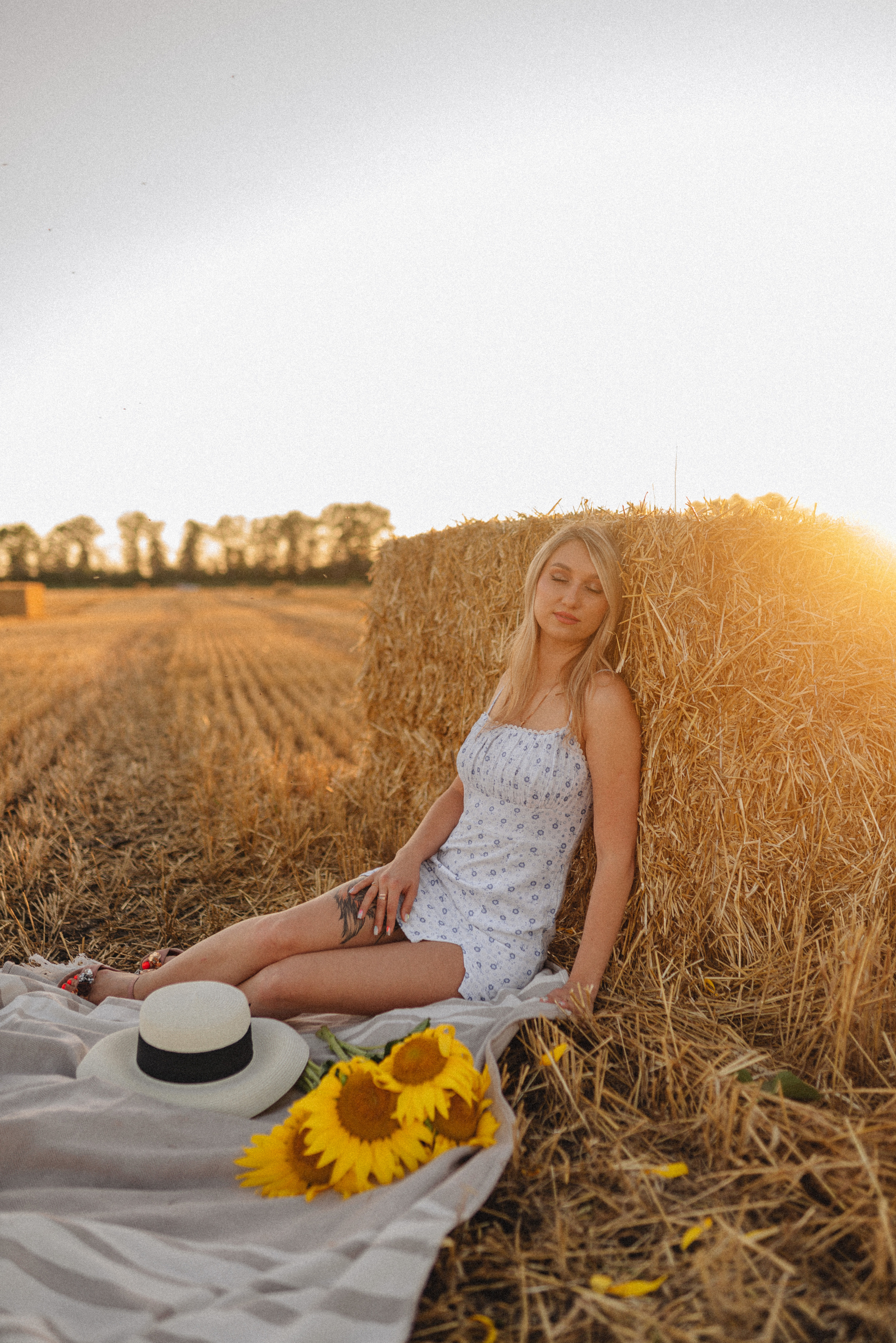 Олеся | Съемка с подсолнухами. Фотограф Карина Шмулёва. Воронеж и область