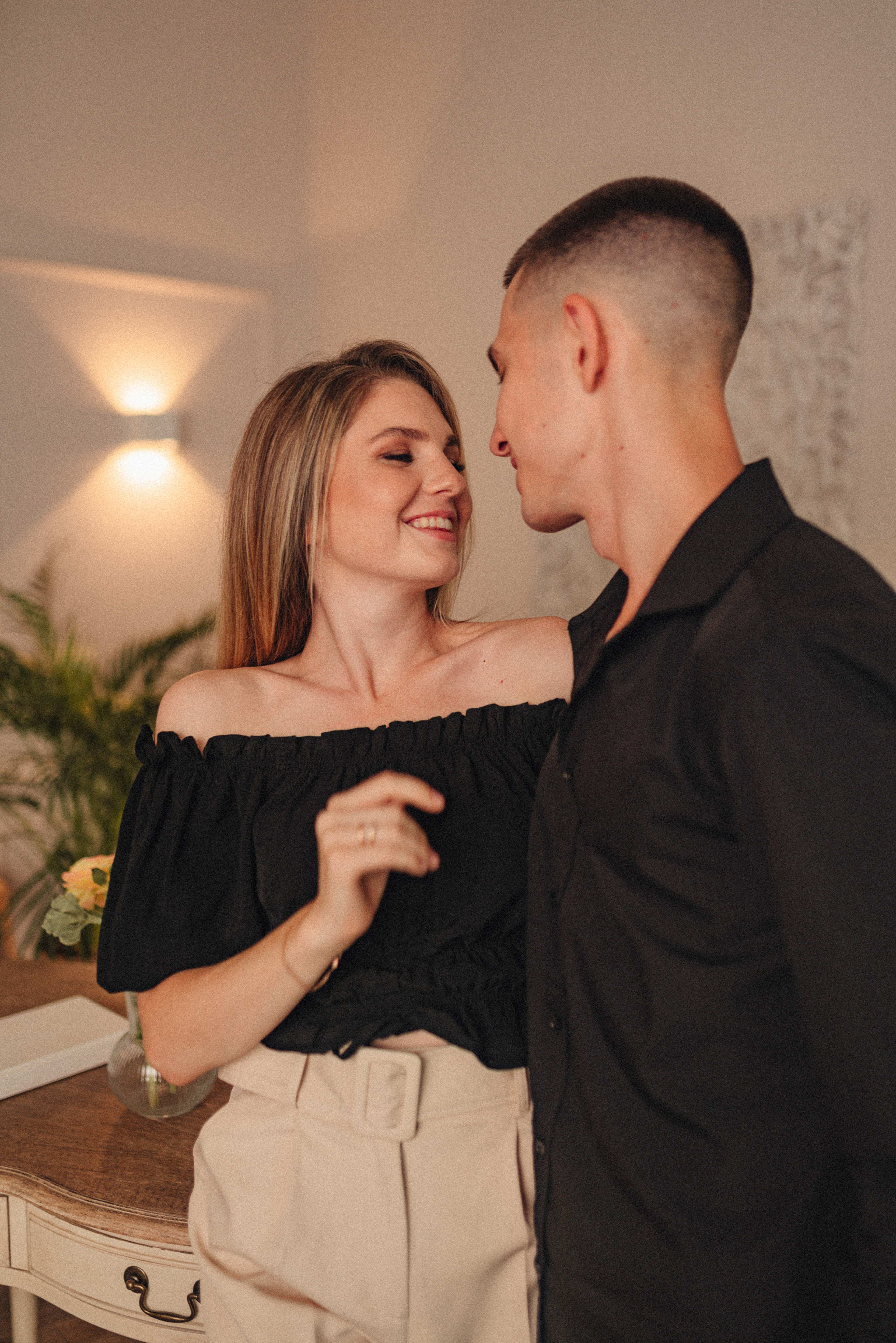 Кристина и Вадим | Съёмка в студии Portfolio. Фотограф Карина Шмулёва. Воронеж и область