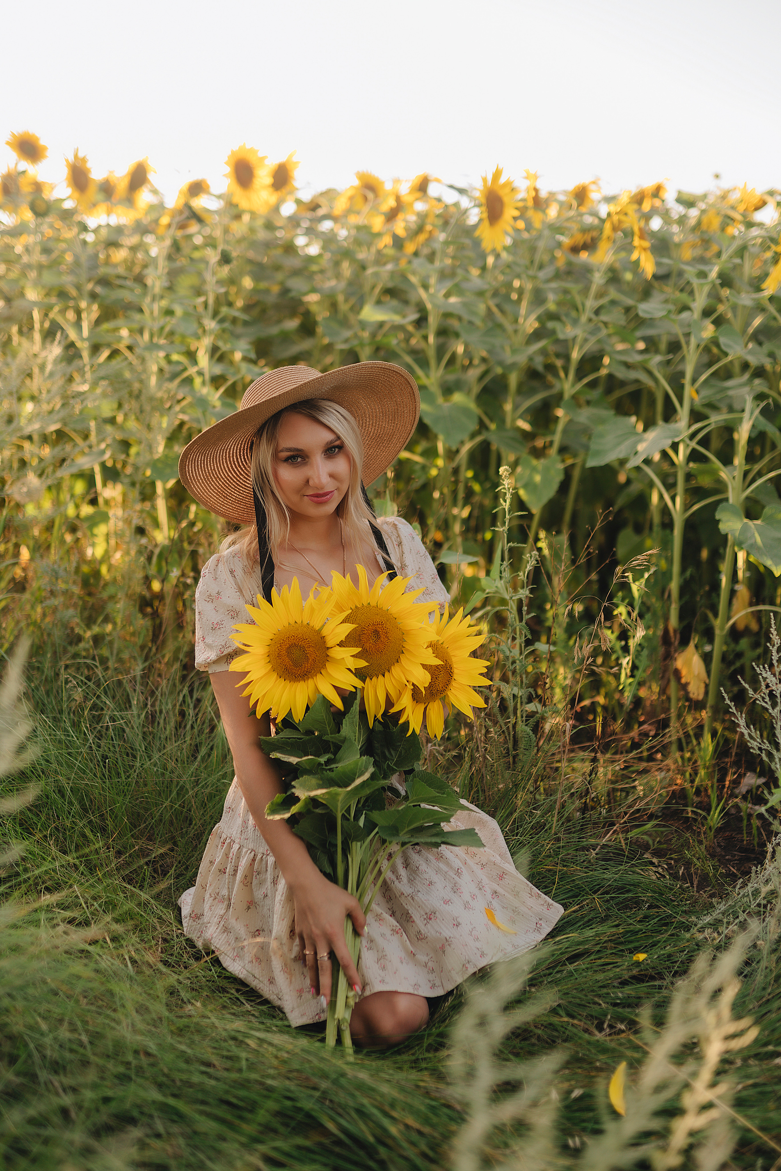 Олеся | Съемка с подсолнухами. Фотограф Карина Шмулёва. Воронеж и область