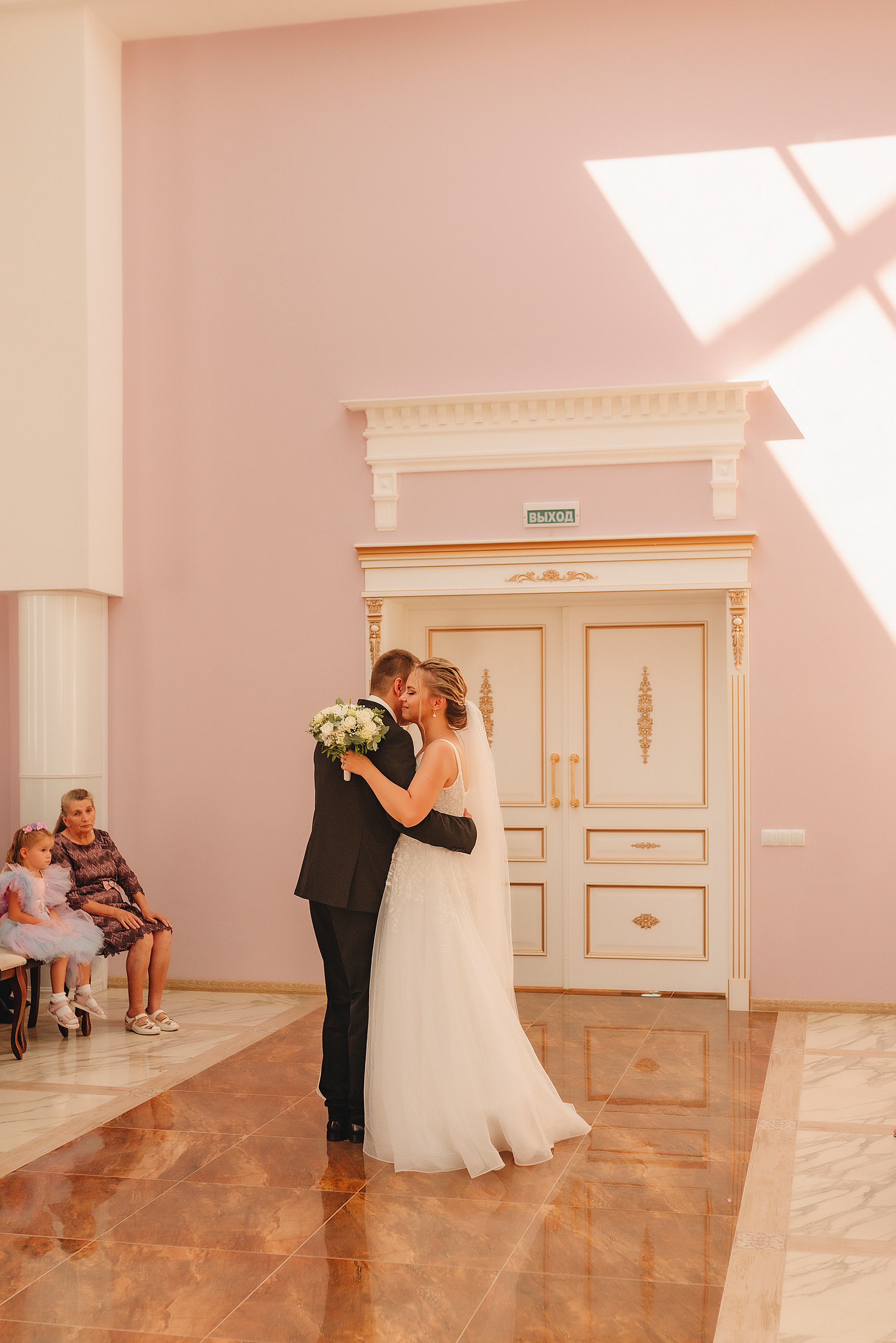 Виктория и Александр. Фотограф Карина Шмулёва. Воронеж и область