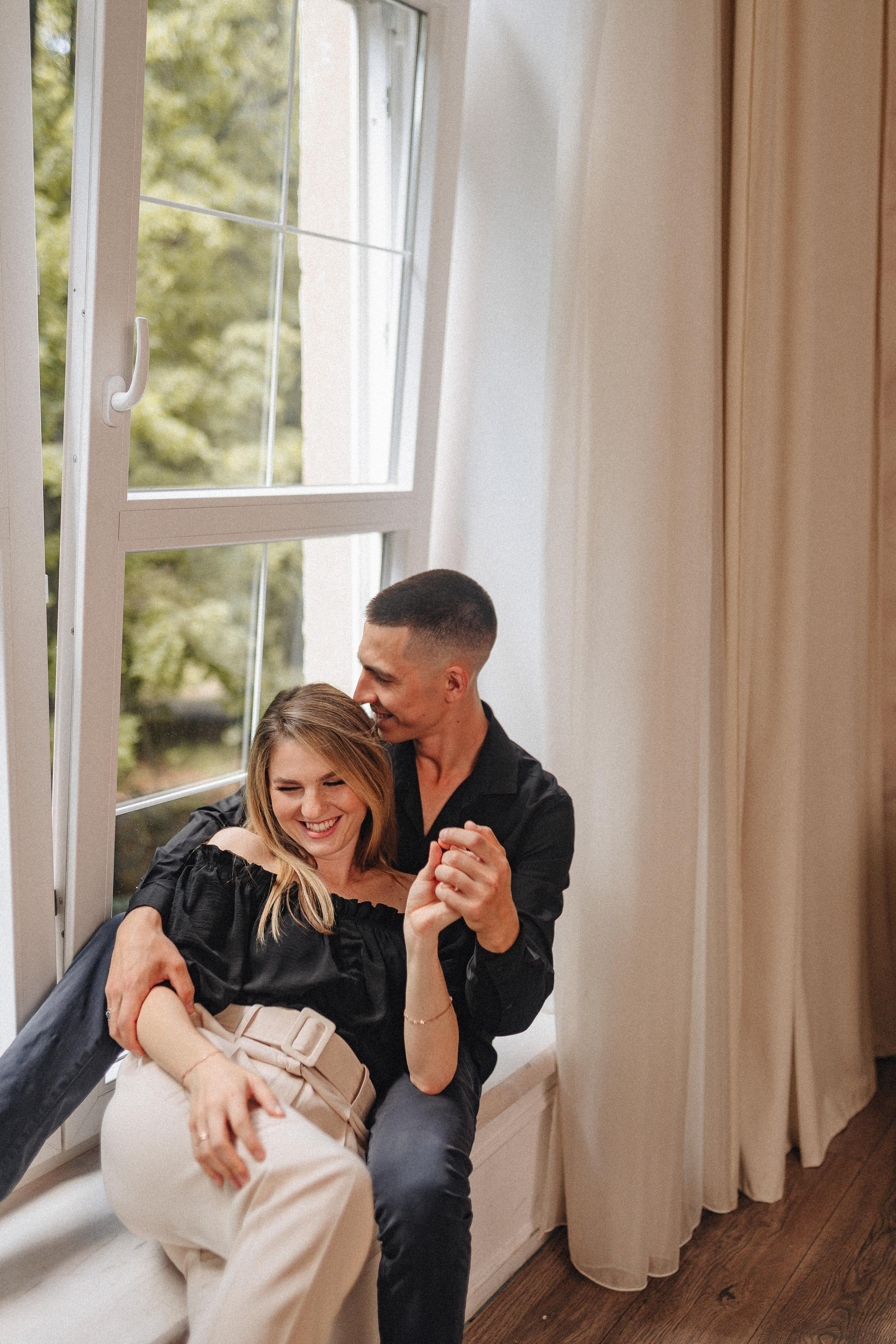 Кристина и Вадим | Съёмка в студии Portfolio. Фотограф Карина Шмулёва. Воронеж и область