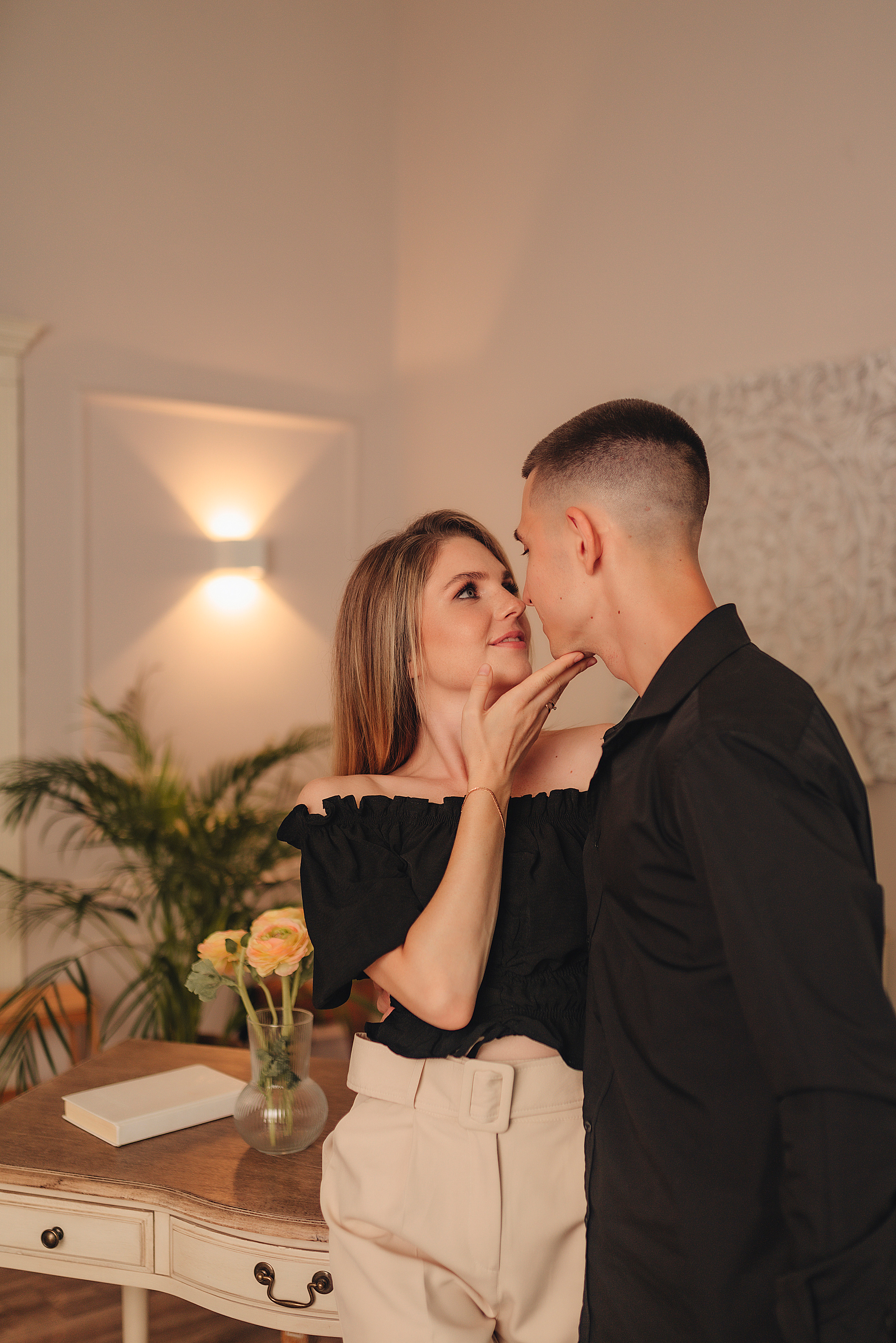 Кристина и Вадим | Съёмка в студии Portfolio. Фотограф Карина Шмулёва. Воронеж и область