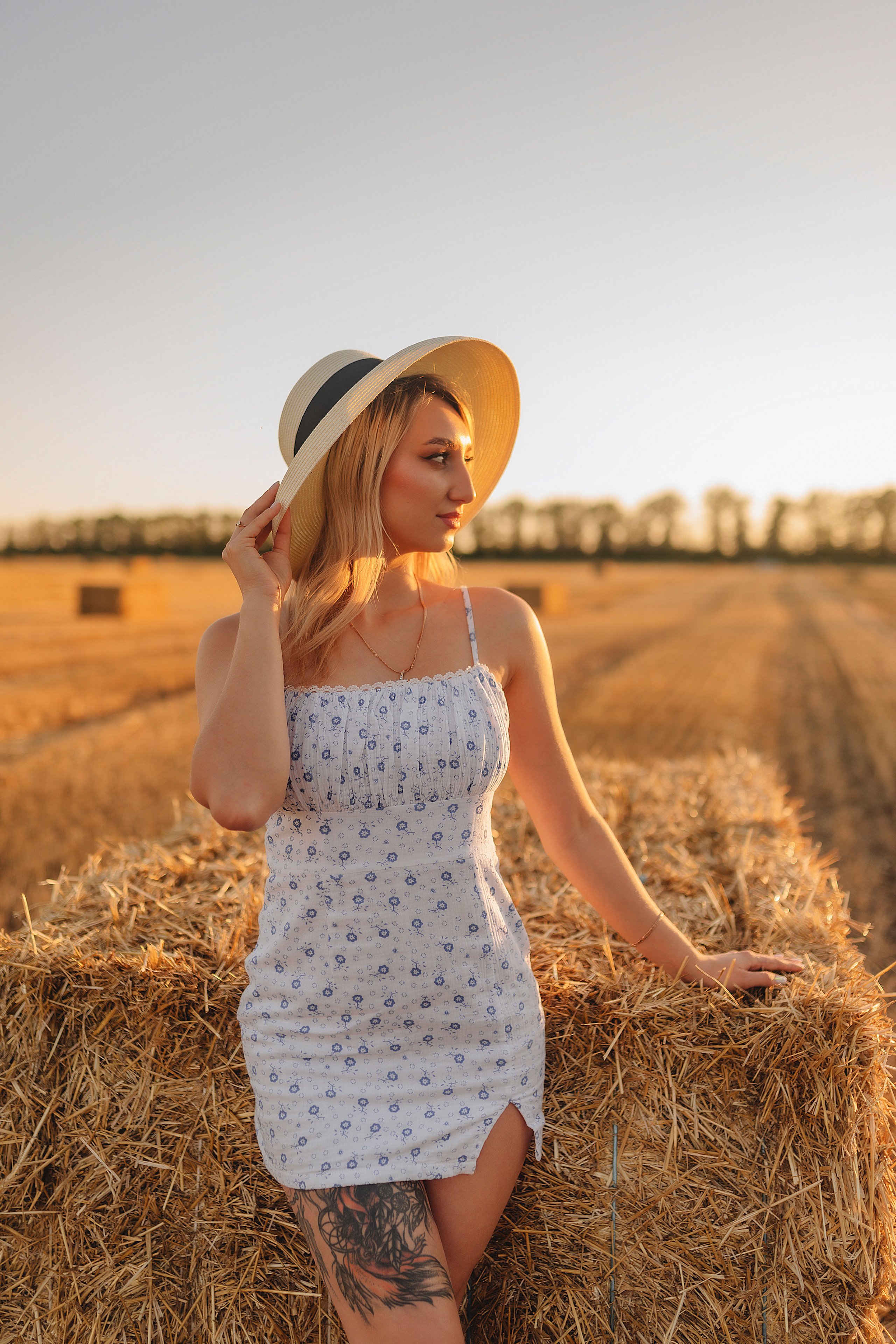 Олеся | Съемка с подсолнухами. Фотограф Карина Шмулёва. Воронеж и область