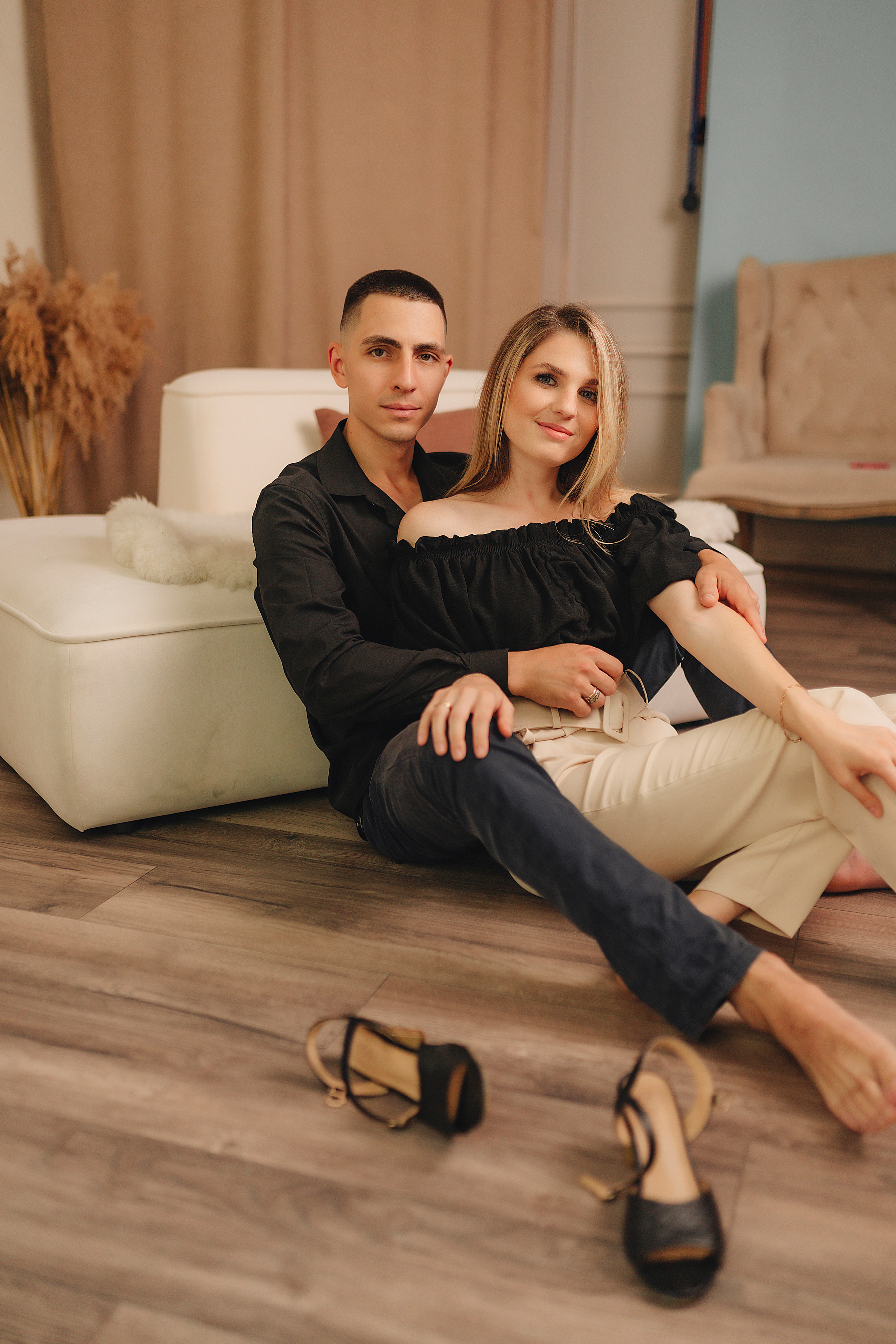 Кристина и Вадим | Съёмка в студии Portfolio. Фотограф Карина Шмулёва. Воронеж и область