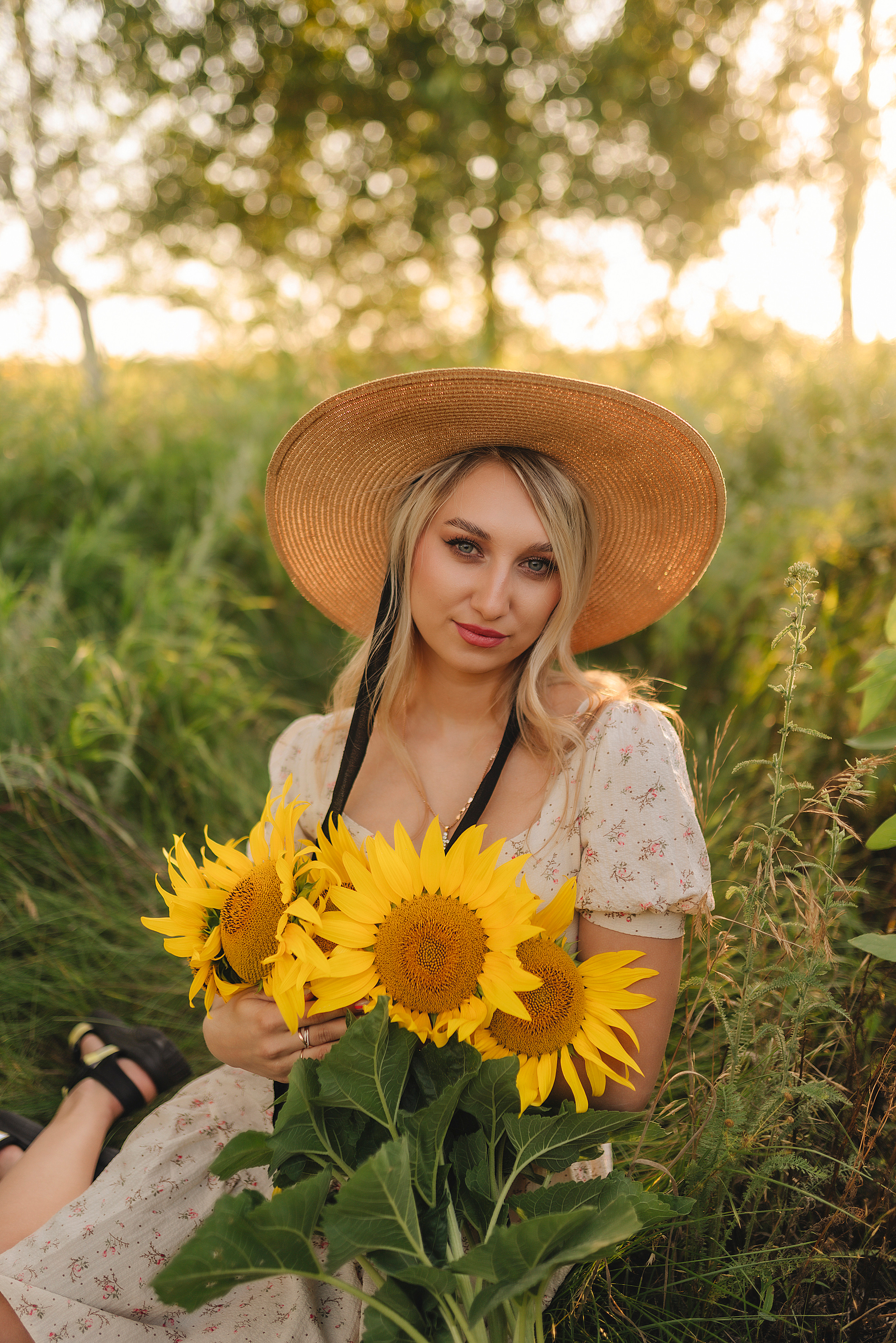 Олеся | Съемка с подсолнухами. Фотограф Карина Шмулёва. Воронеж и область