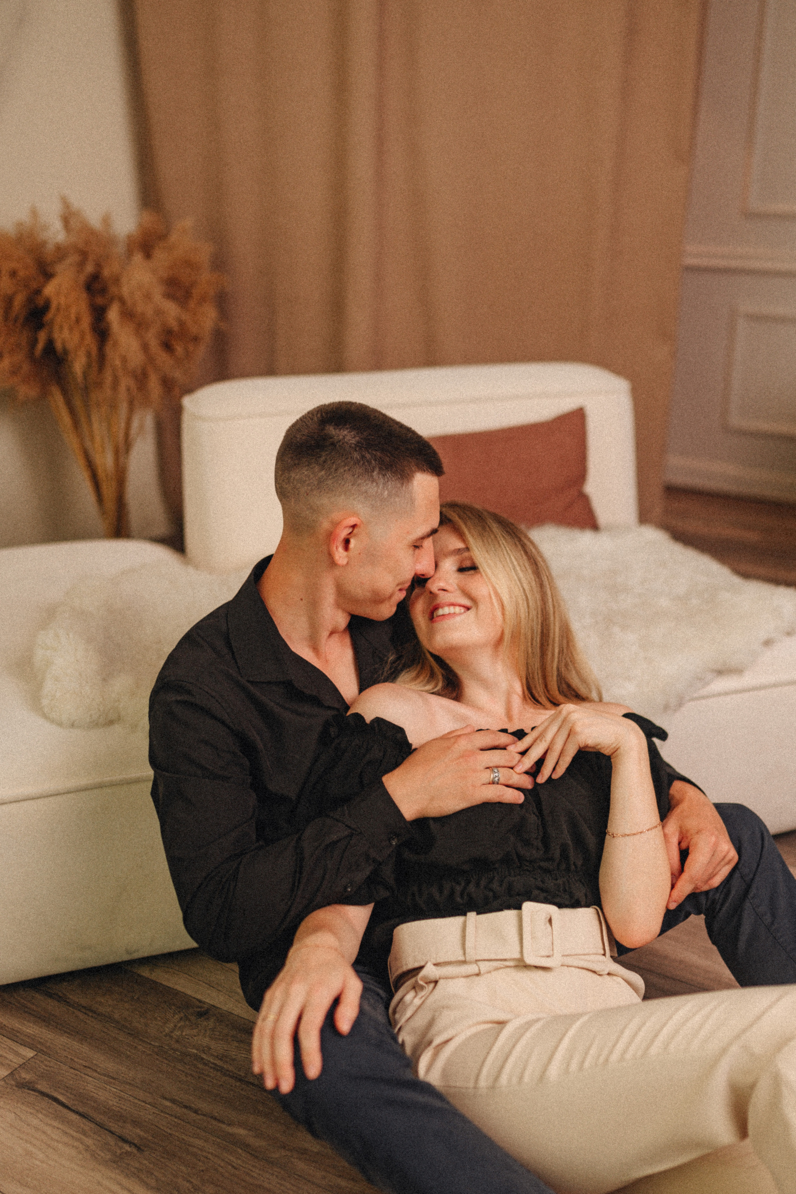 Кристина и Вадим | Съёмка в студии Portfolio. Фотограф Карина Шмулёва. Воронеж и область