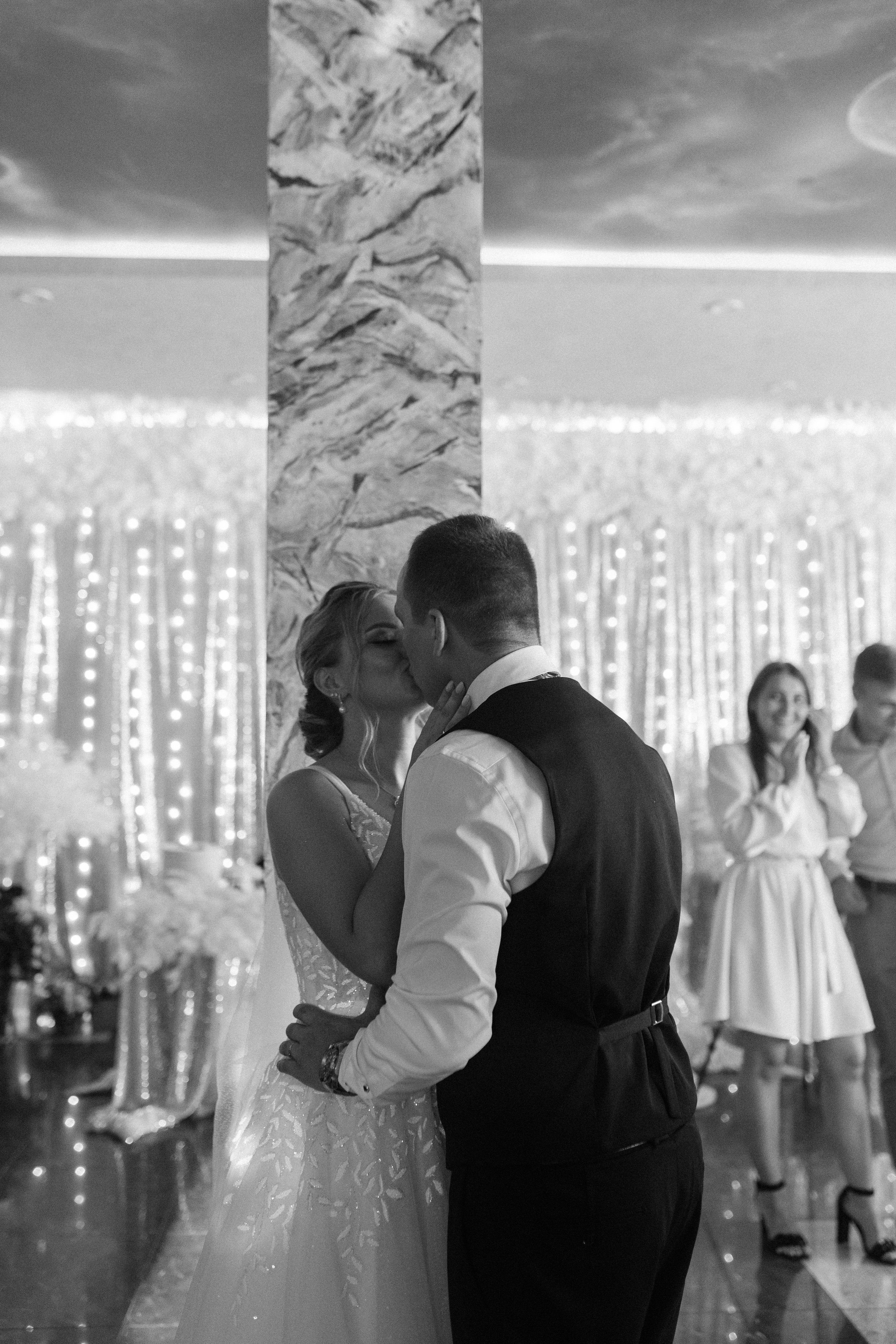 Виктория и Александр. Фотограф Карина Шмулёва. Воронеж и область