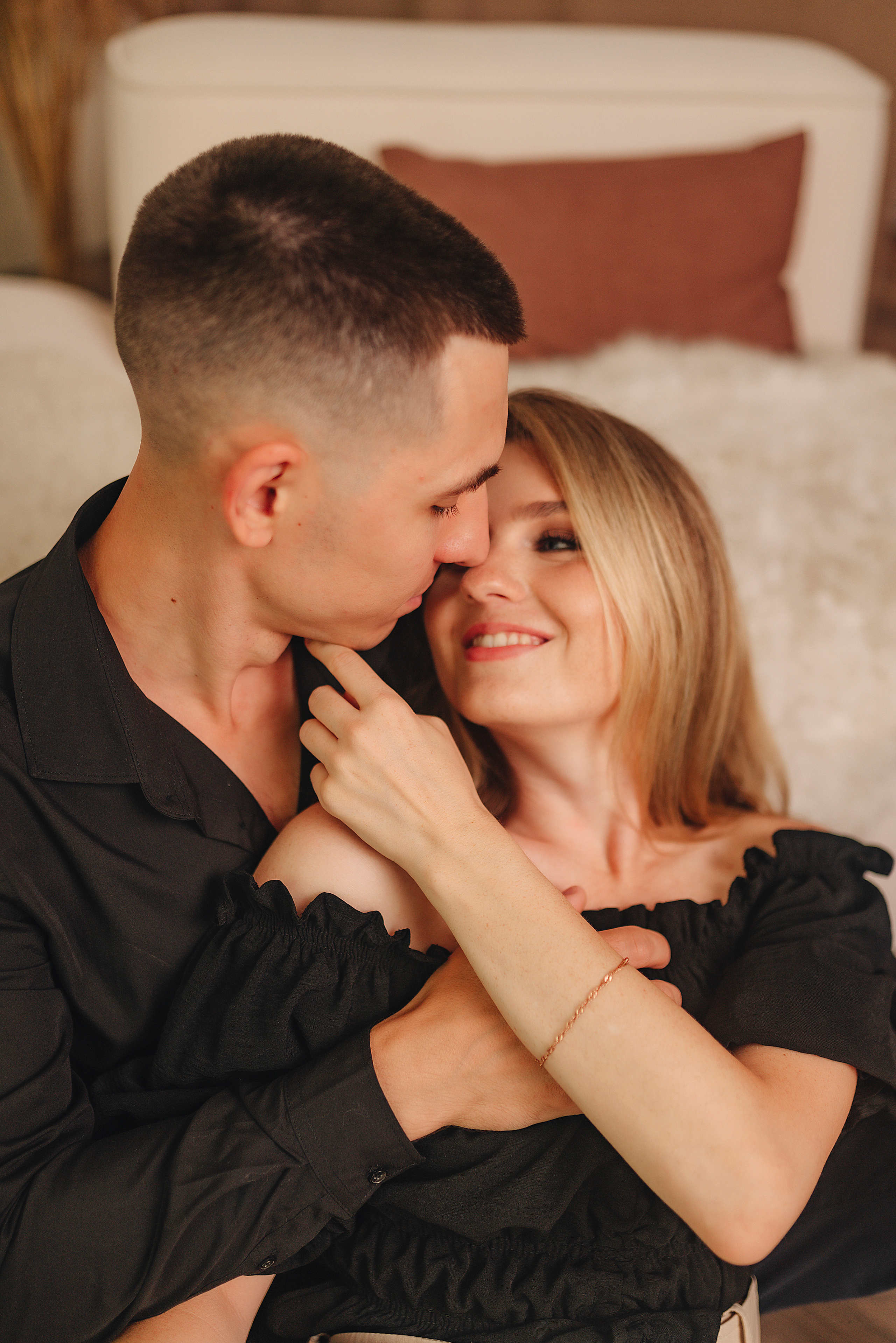 Кристина и Вадим | Съёмка в студии Portfolio. Фотограф Карина Шмулёва. Воронеж и область