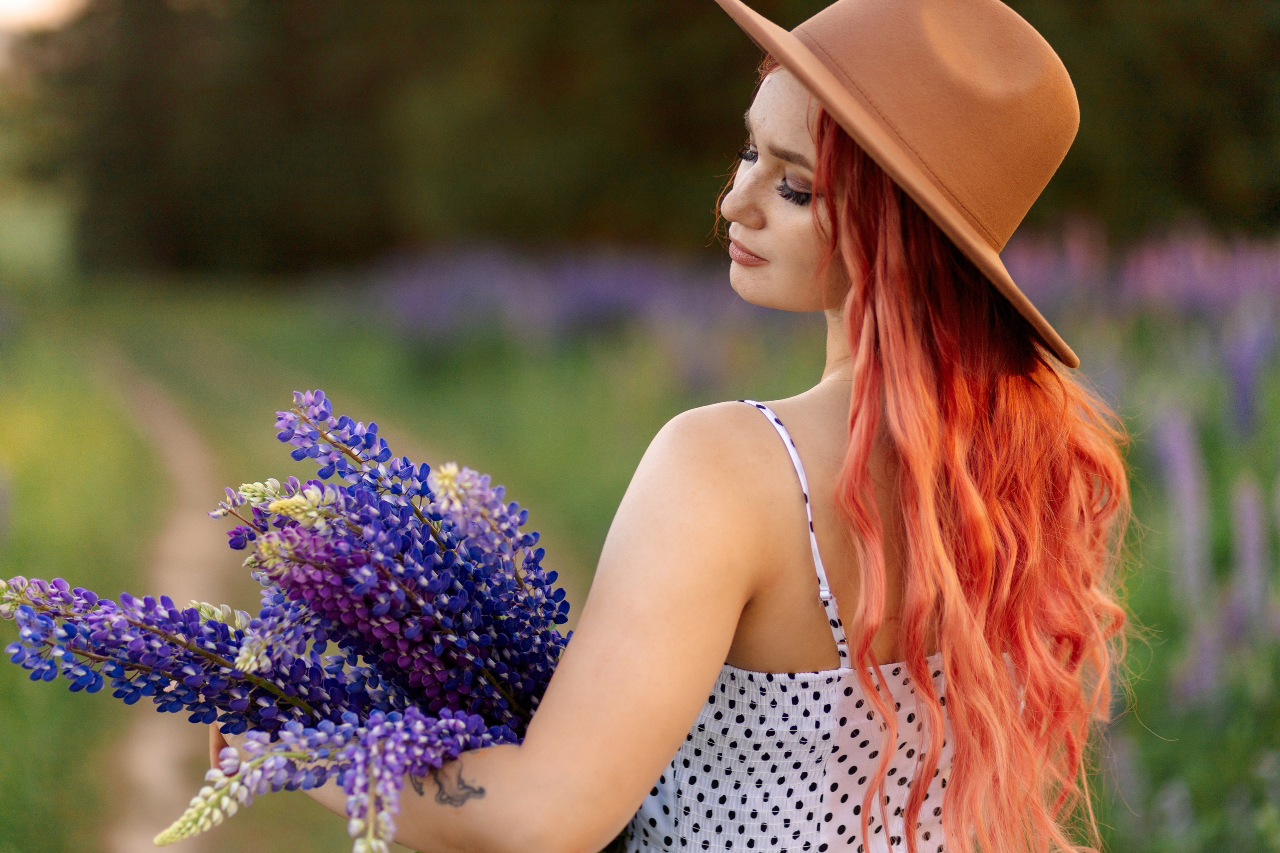 Люпиновая Фотосессия на закате. Профессиональный фотограф в Ижевске Леша Петров