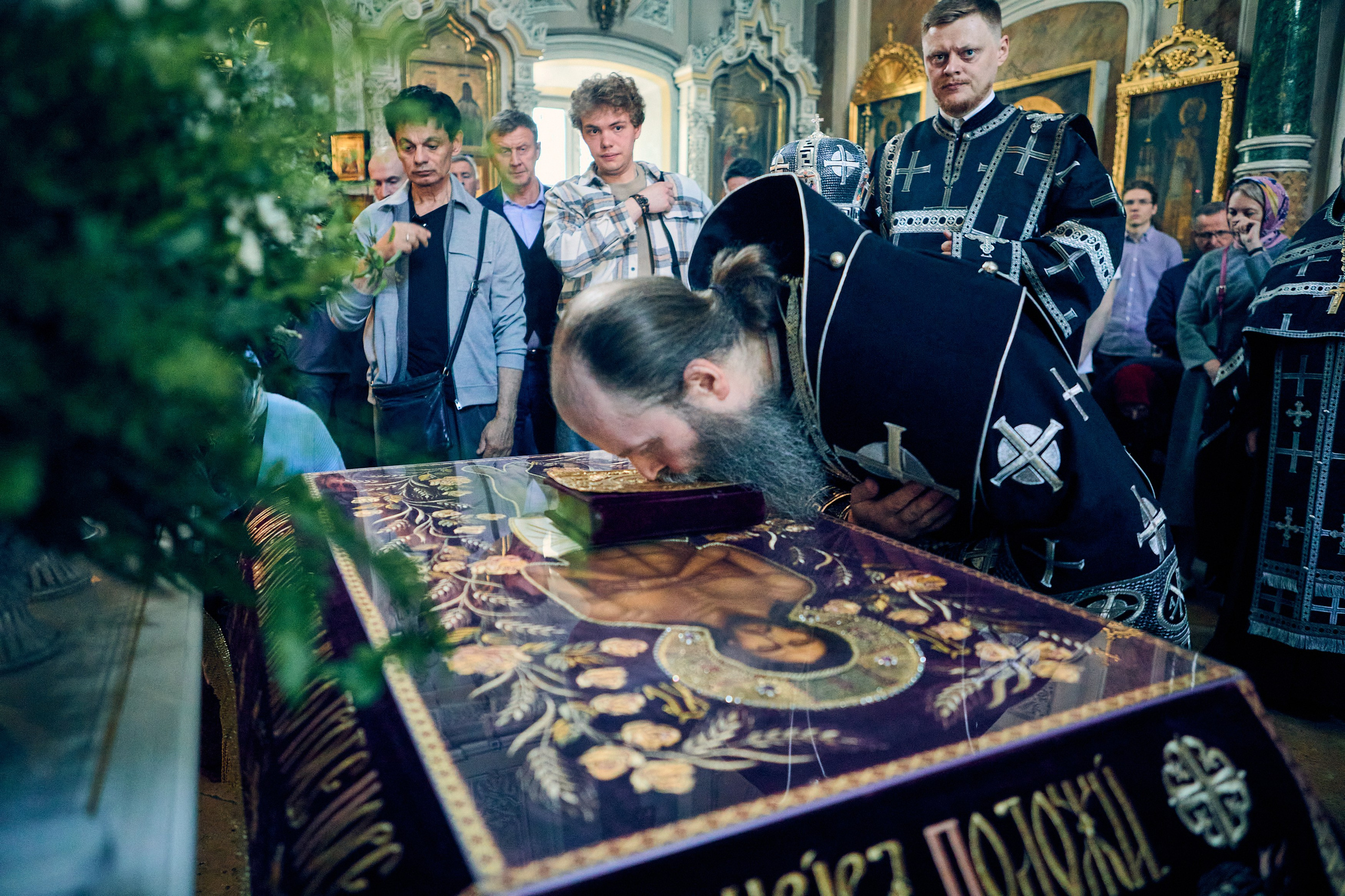 Вечерня с выносом Плащаницы Спасителя Плач. Пресвятой Богородицы. DMITRY MOISEENKO — фотограф, художник, топ-стилист